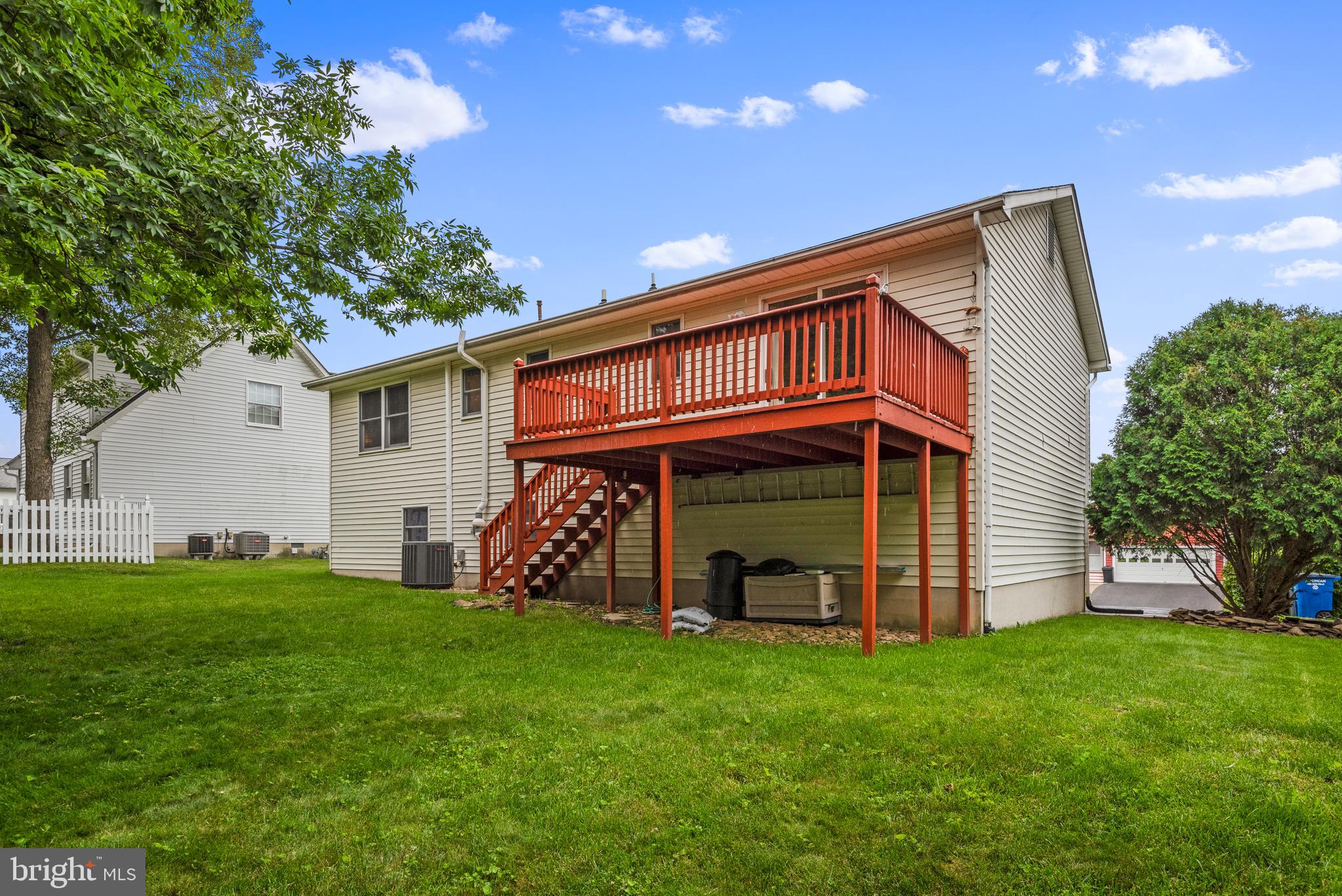 PEMBRIDGE HEIGHTS - Residential