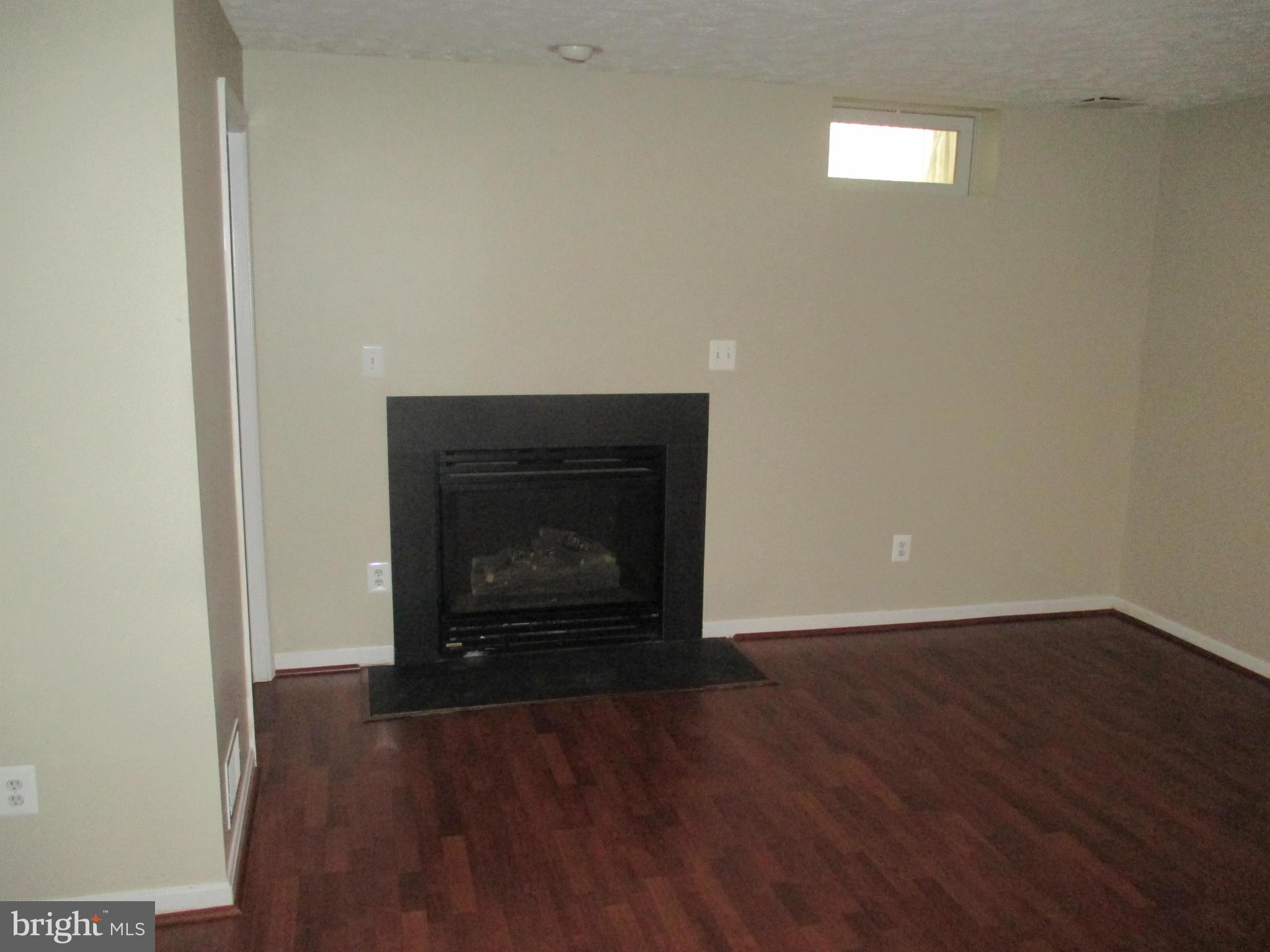 OWINGS MILLS - Residential