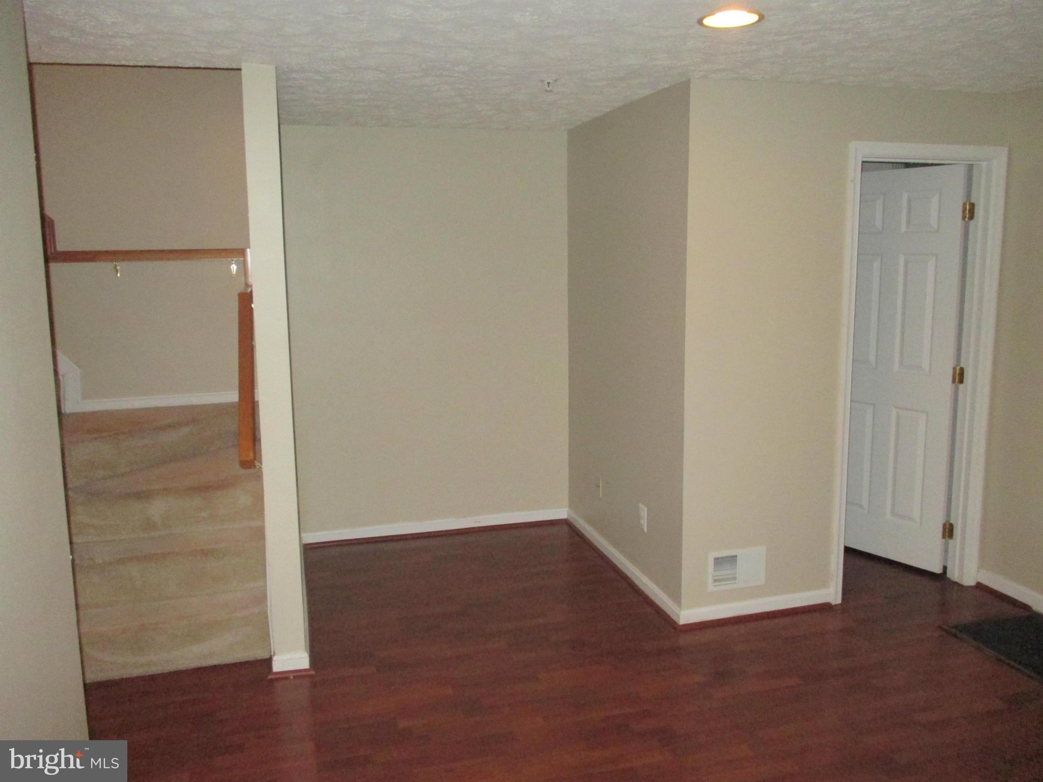 OWINGS MILLS - Residential