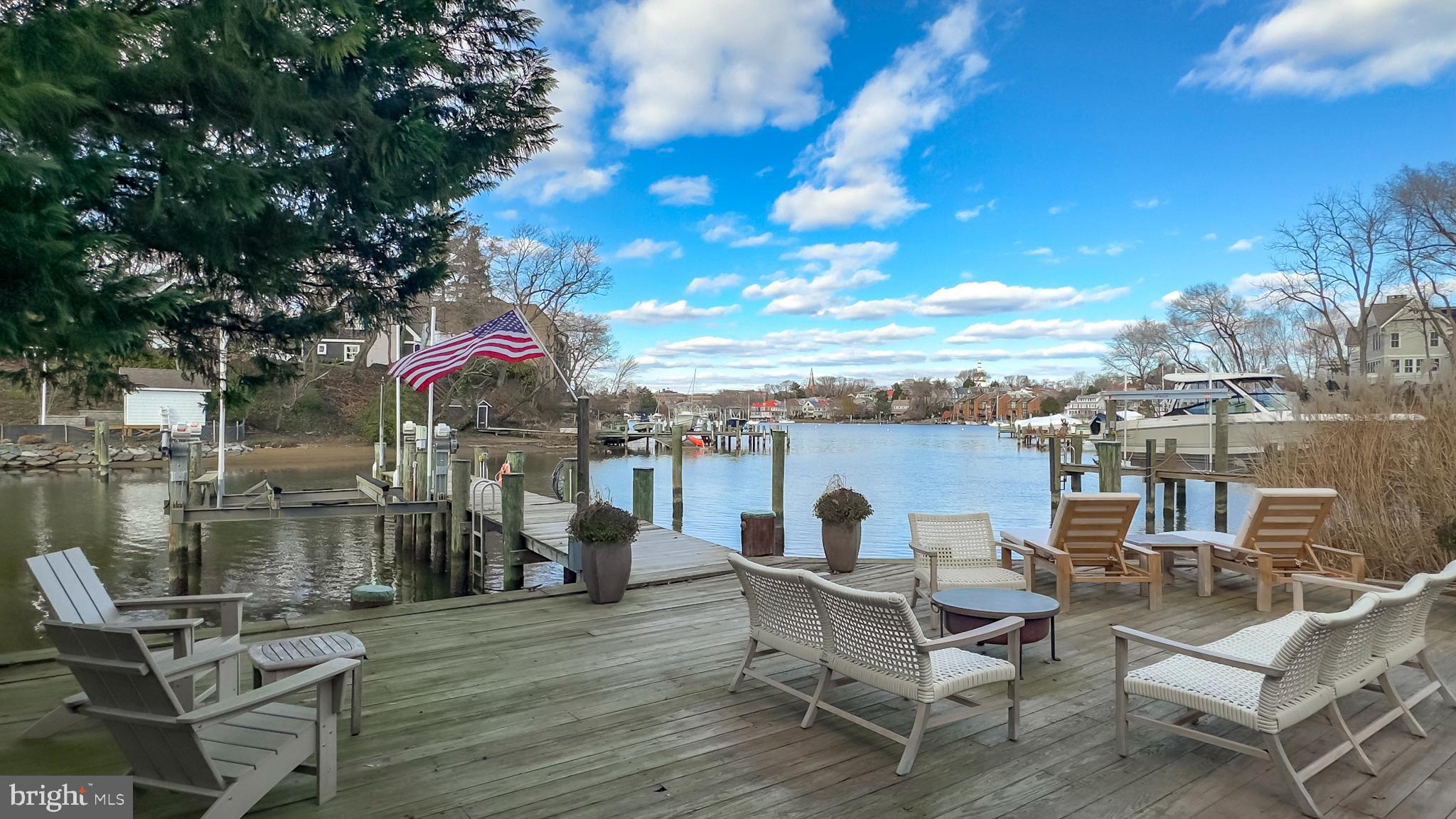 EASTPORT - Residential Lease