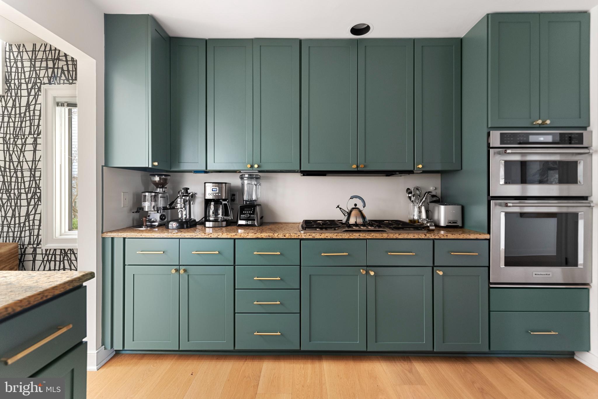 EASTPORT - Residential Lease