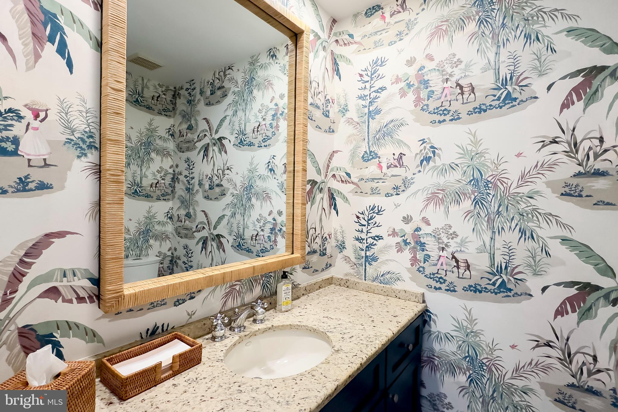 EASTPORT - Residential Lease