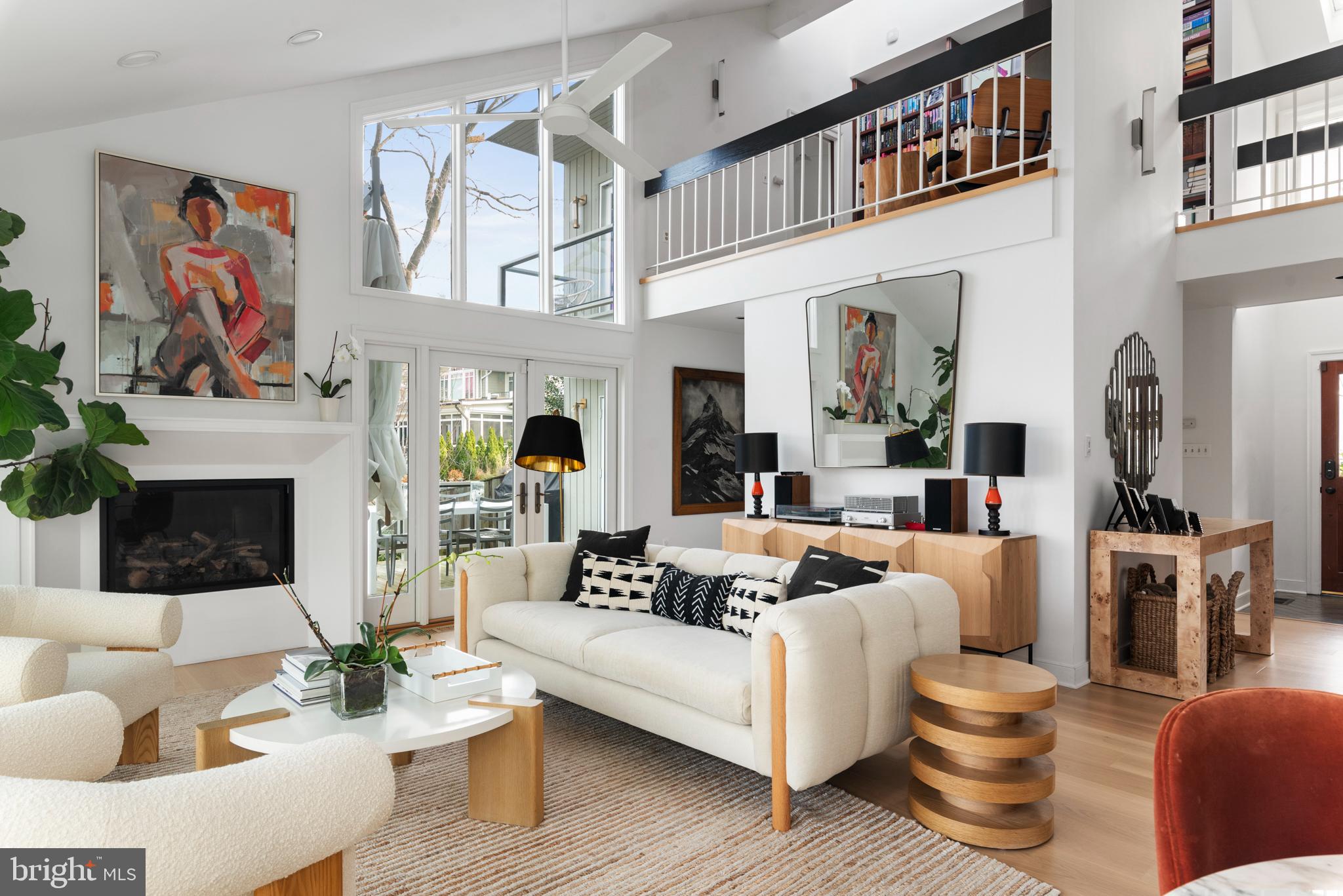 EASTPORT - Residential Lease