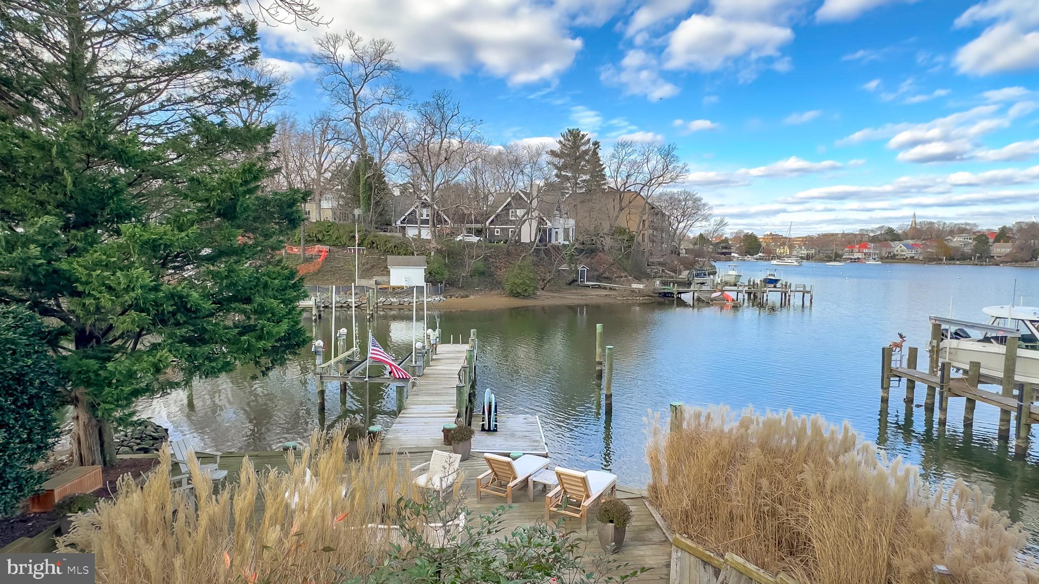 EASTPORT - Residential Lease