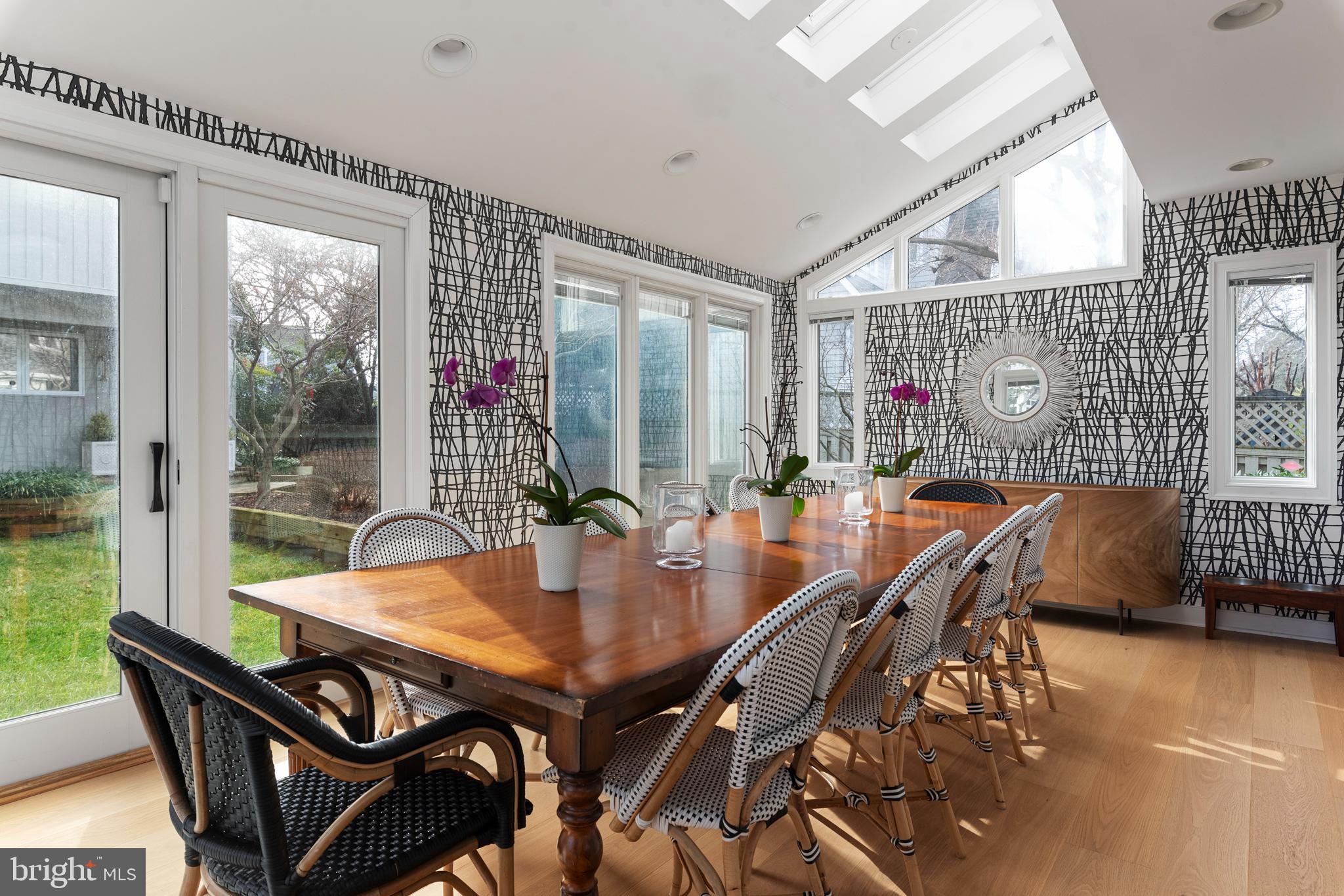 EASTPORT - Residential Lease