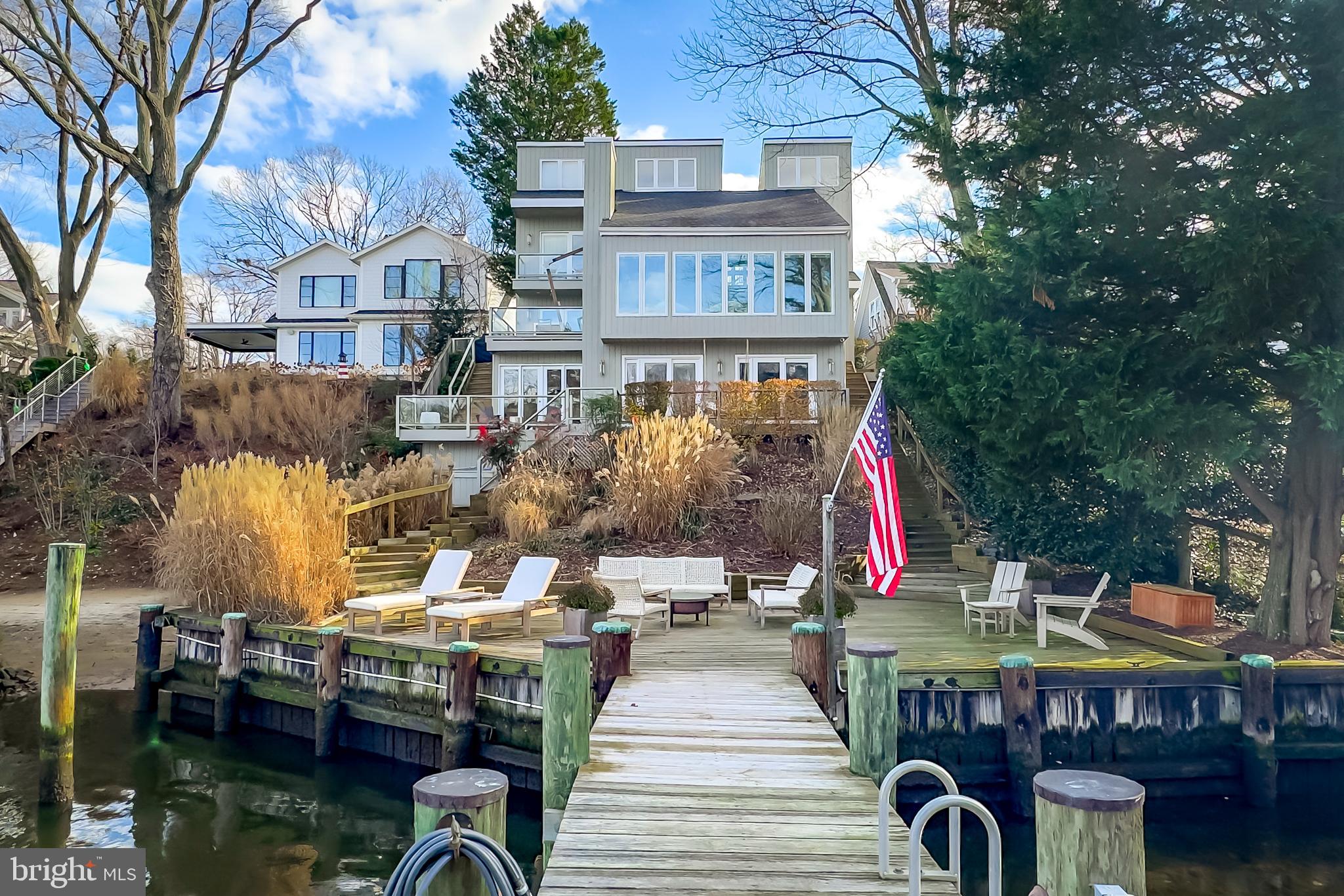 EASTPORT - Residential Lease