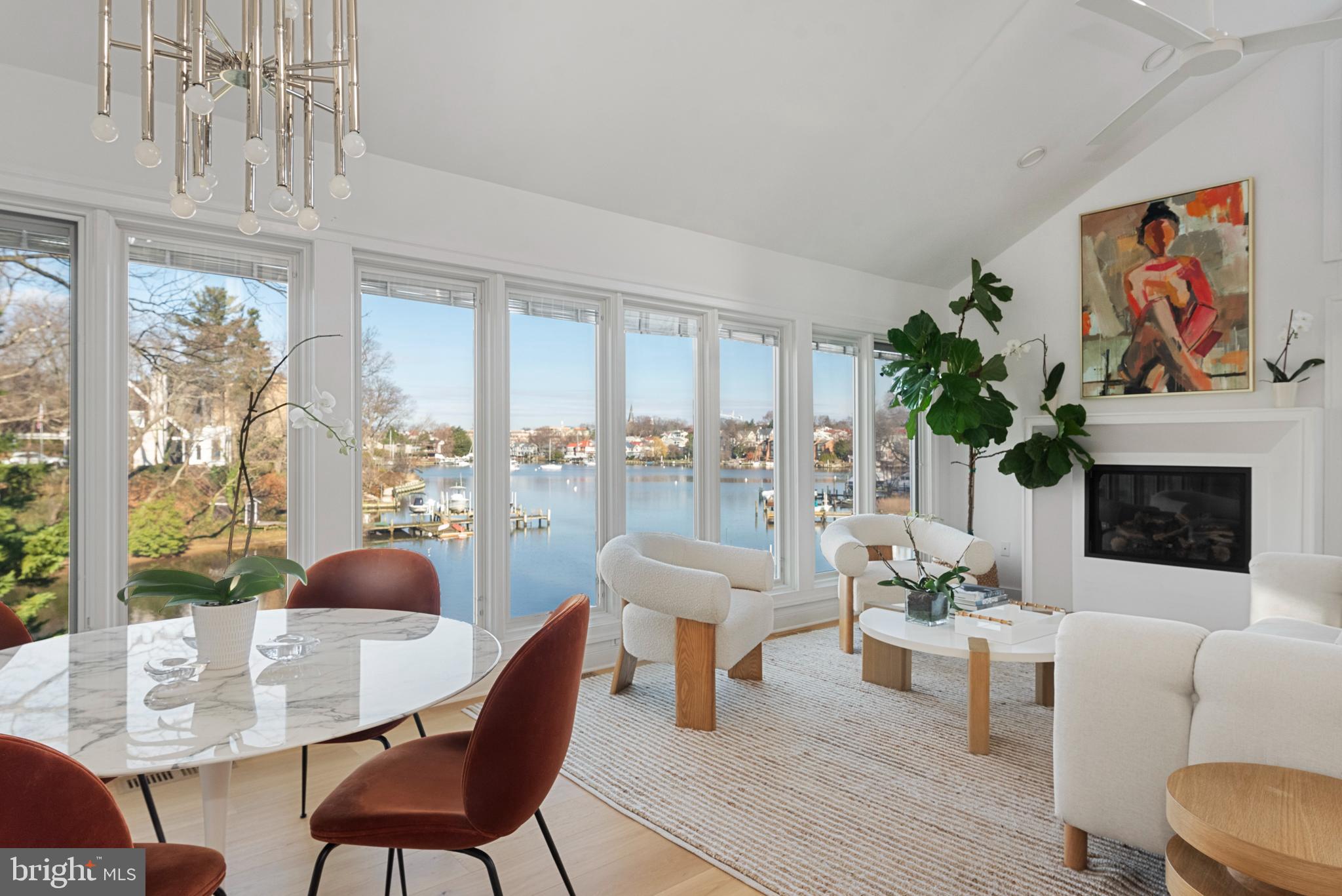 EASTPORT - Residential Lease