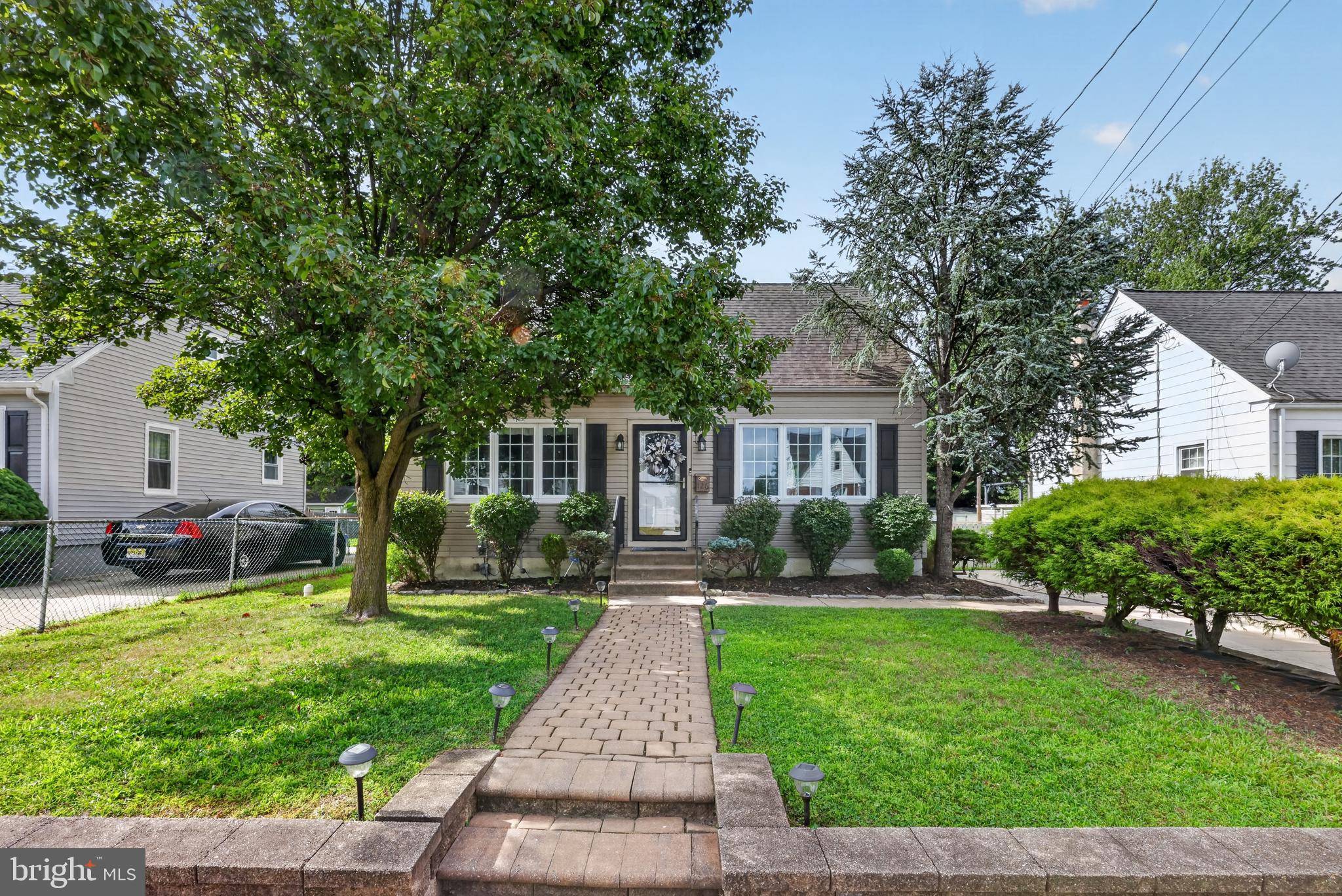 126 E LAFAYETTE AVENUE