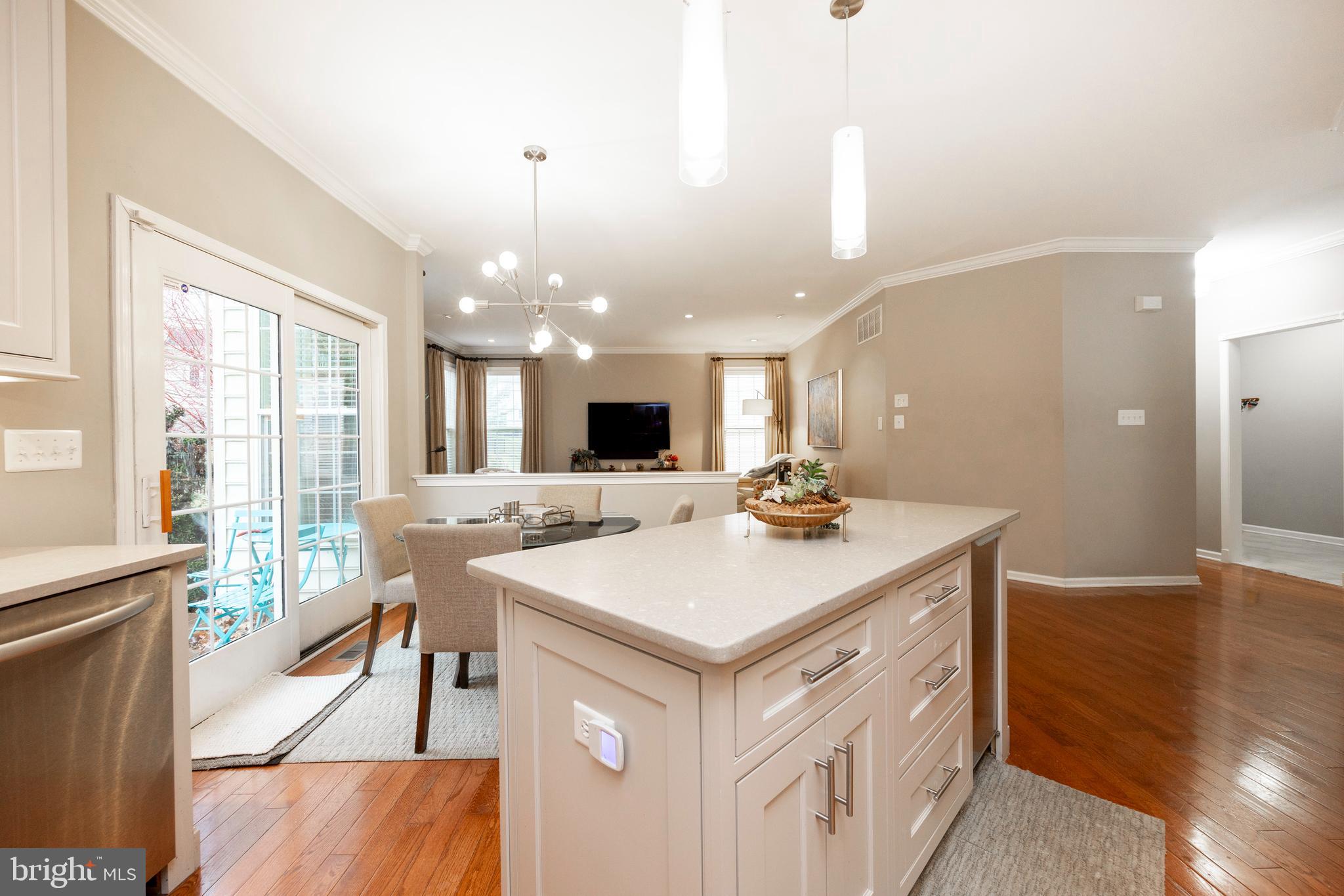 RIVERCREST - Residential Lease