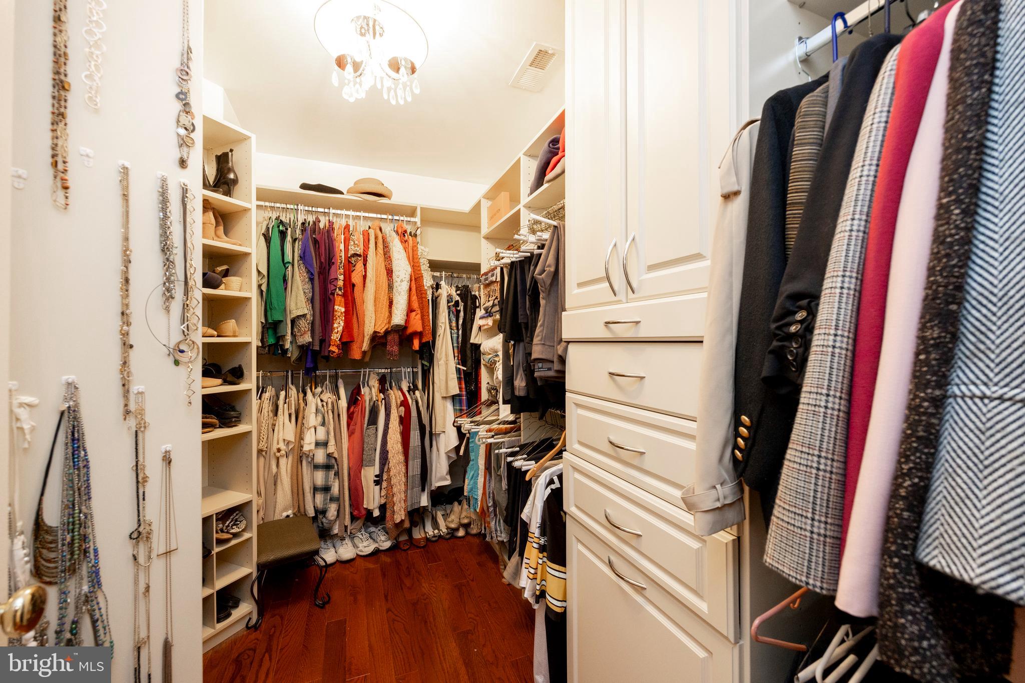 RIVERCREST - Residential Lease