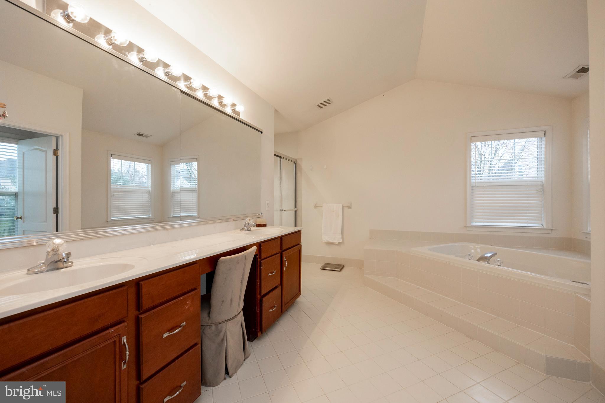 RIVERCREST - Residential Lease