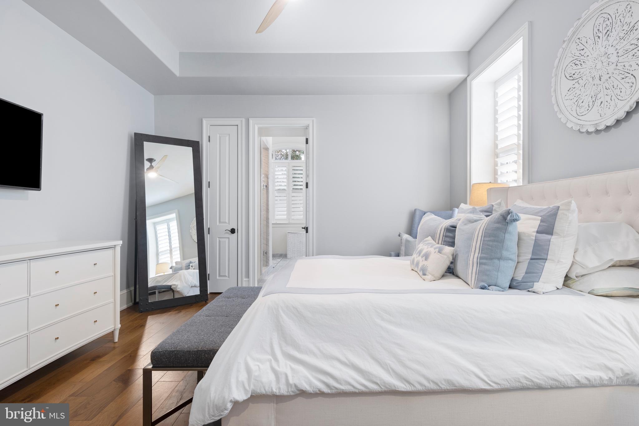 LOUELLA HOUSE - Residential