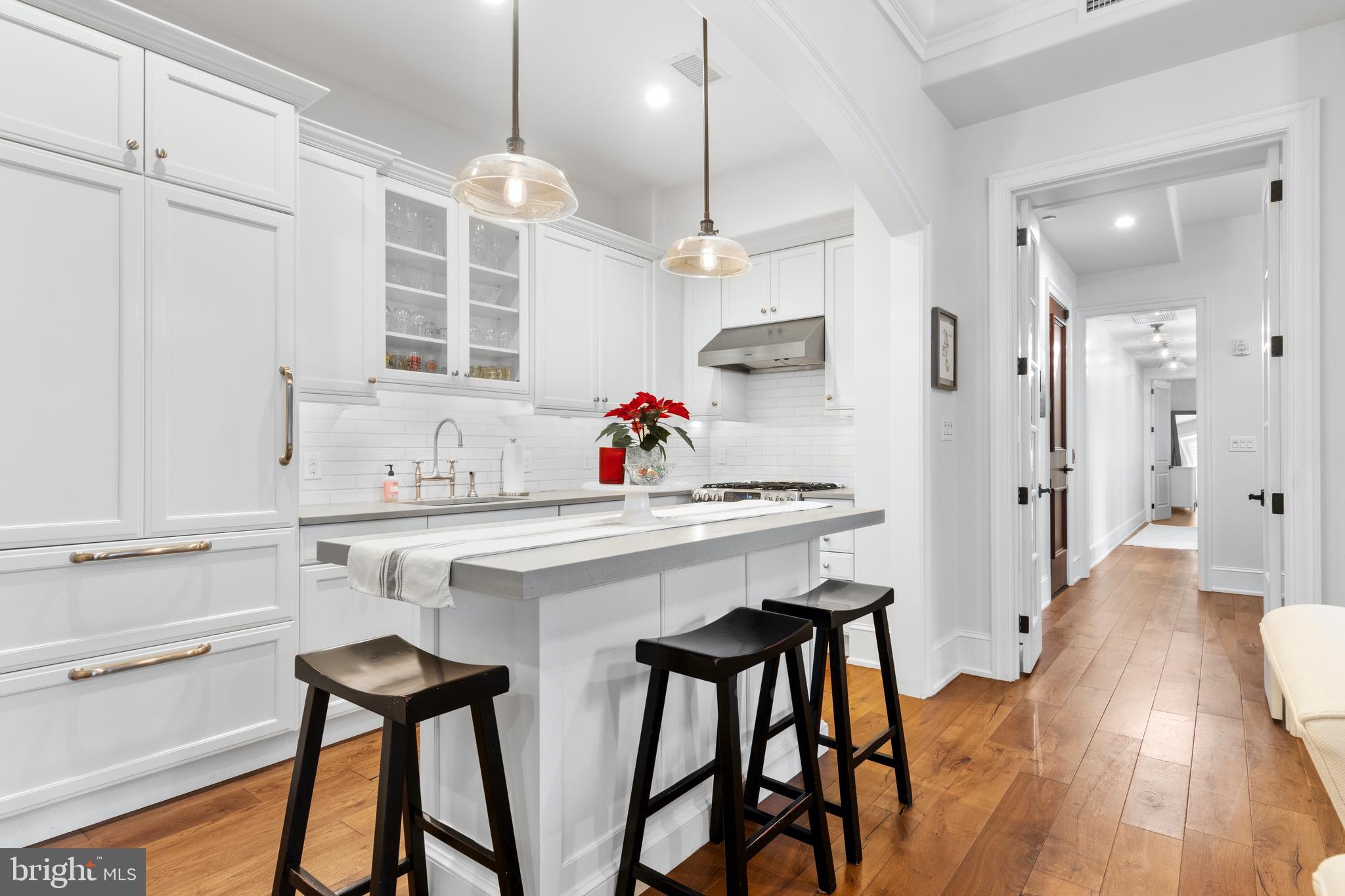 LOUELLA HOUSE - Residential