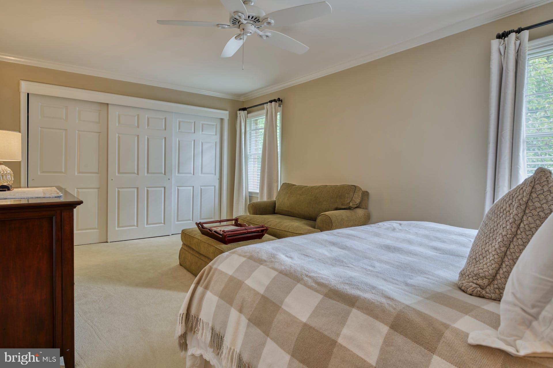 OAKBOROUGH SQUARE - Residential Lease