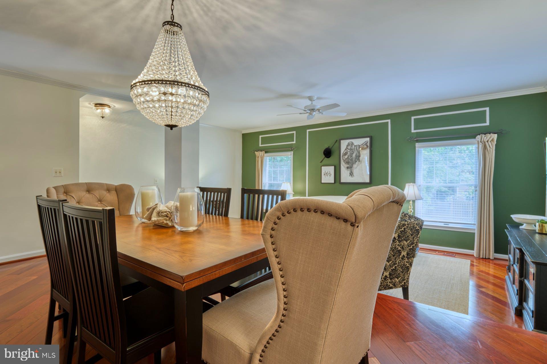 OAKBOROUGH SQUARE - Residential Lease