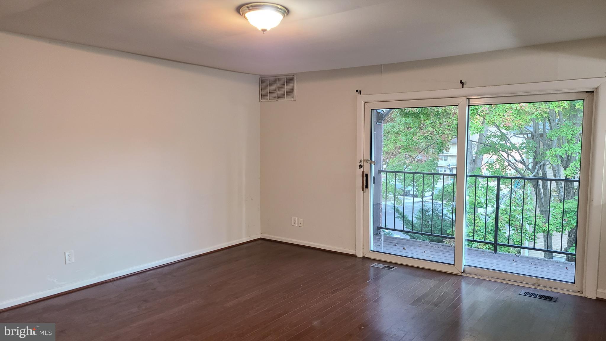 HICKORY HILLS CONDOMINIUMS - Residential