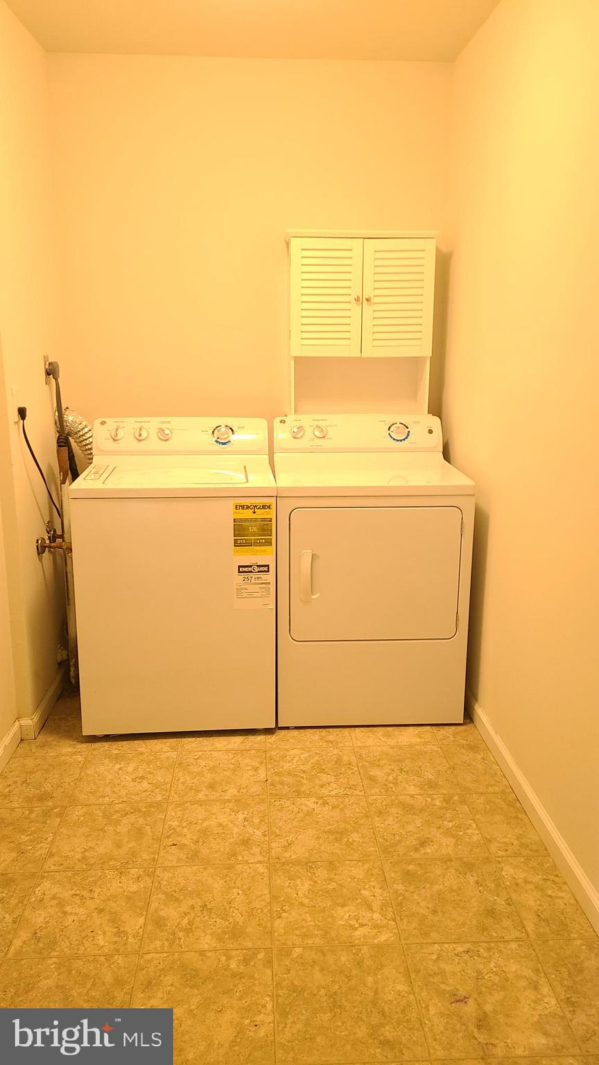 HICKORY HILLS CONDOMINIUMS - Residential