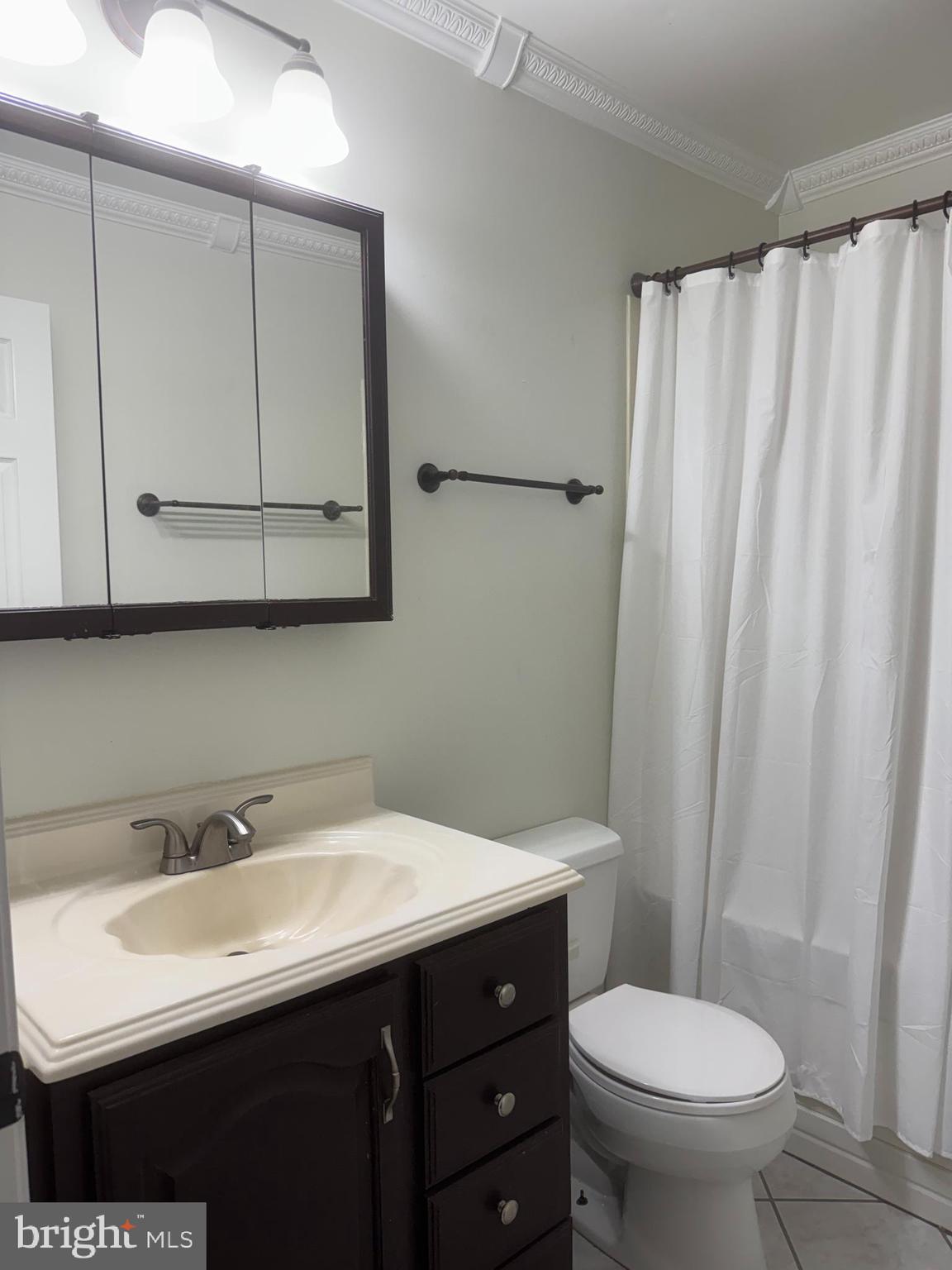 HICKORY HILLS CONDOMINIUMS - Residential
