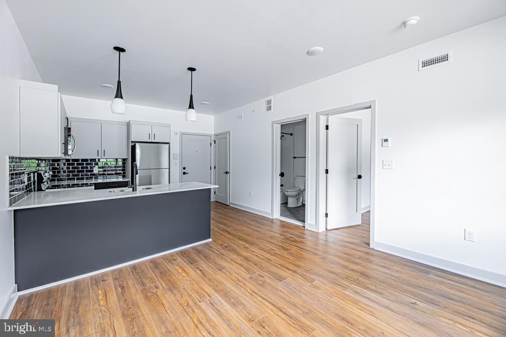 ROXBOROUGH - Residential Lease