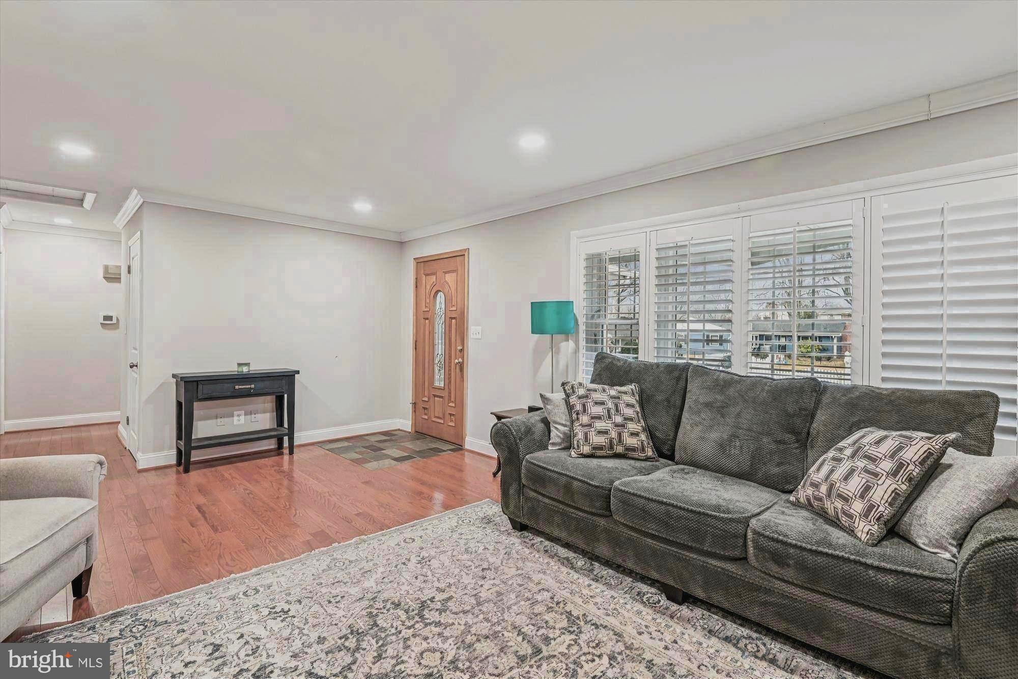 LINTHICUM HEIGHTS - Residential