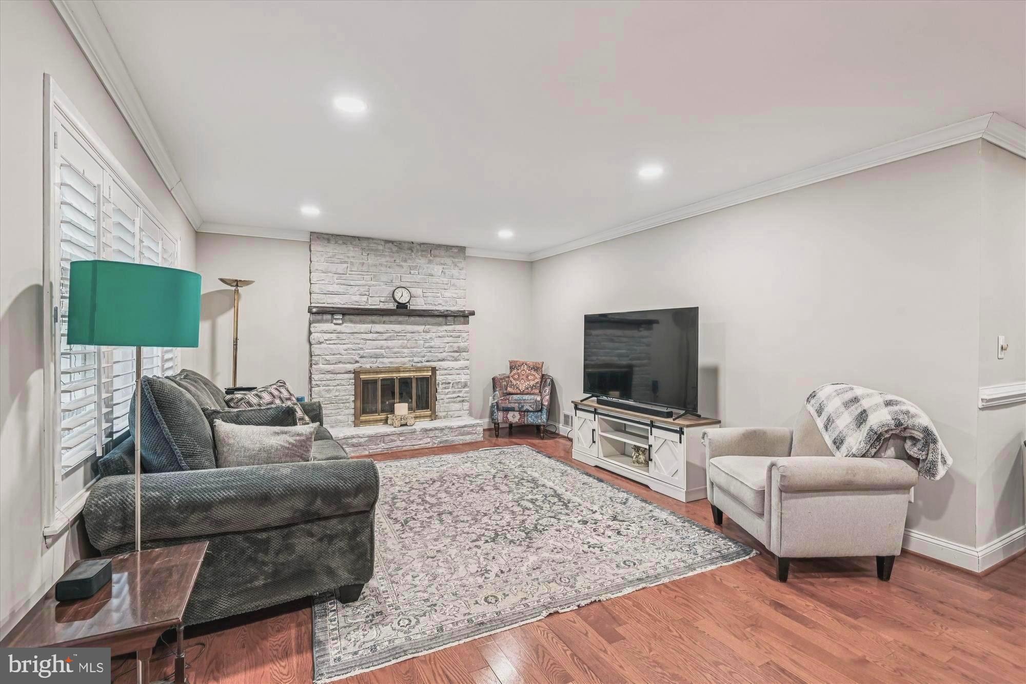 LINTHICUM HEIGHTS - Residential