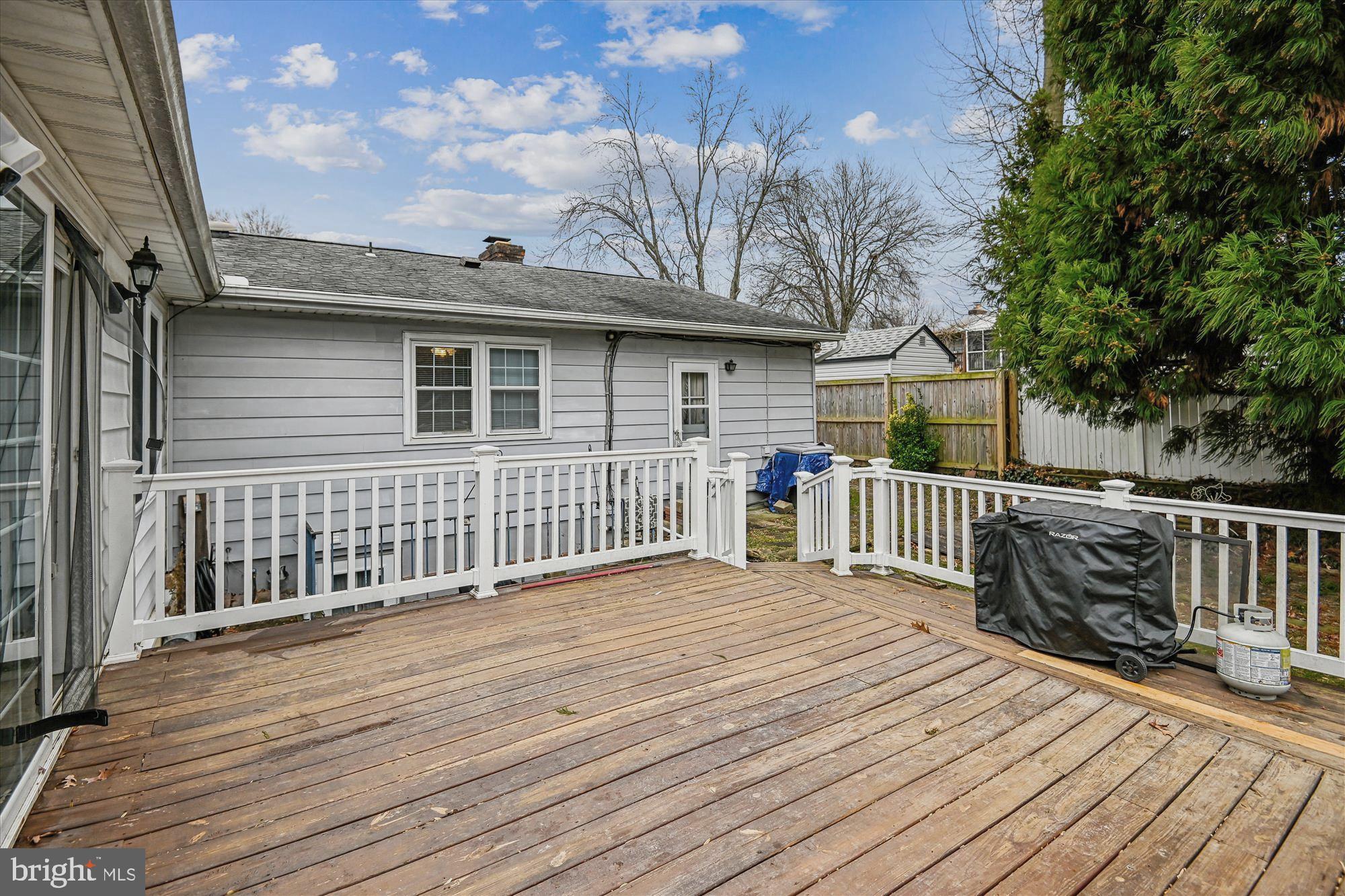 LINTHICUM HEIGHTS - Residential