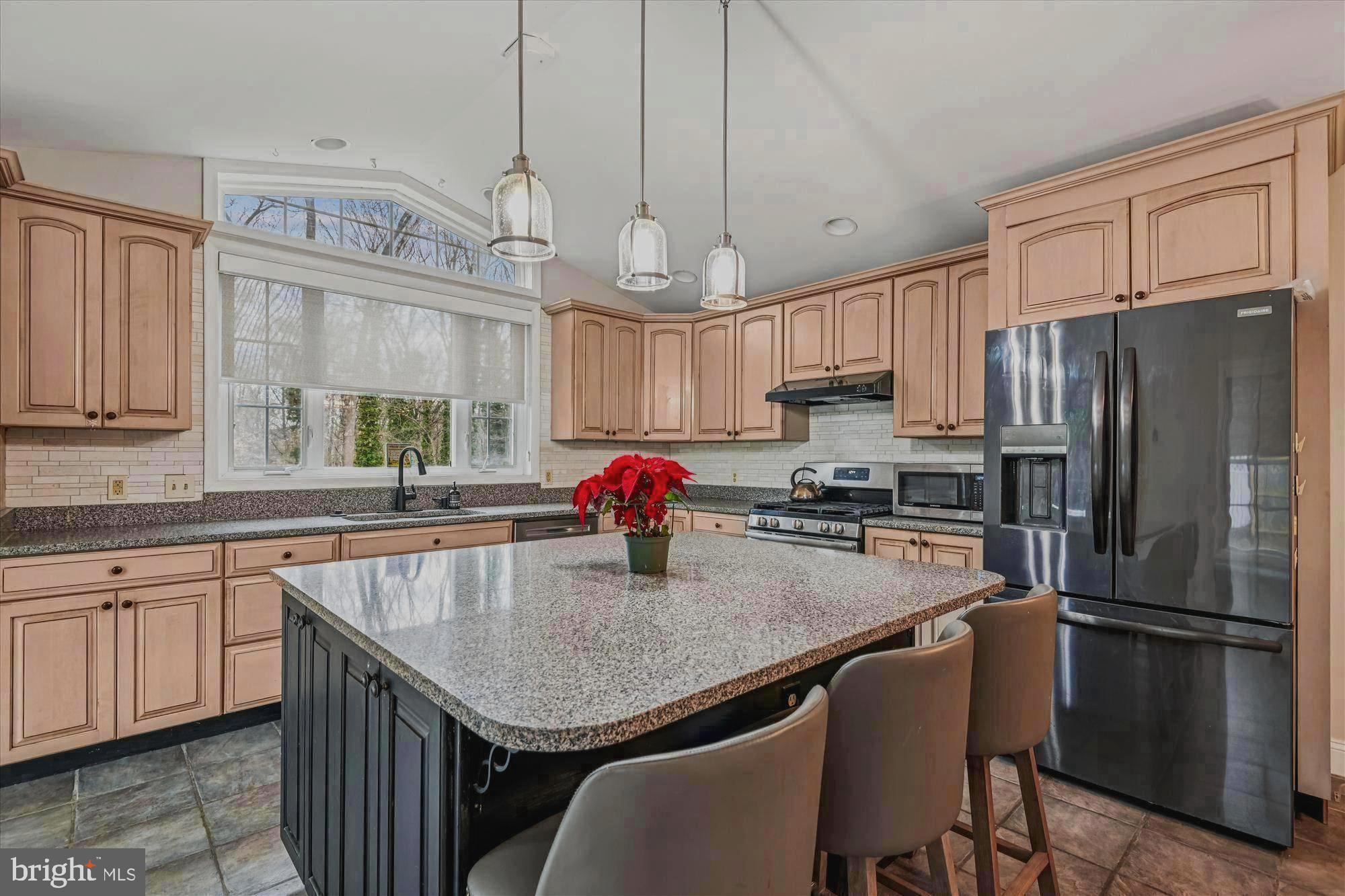 LINTHICUM HEIGHTS - Residential