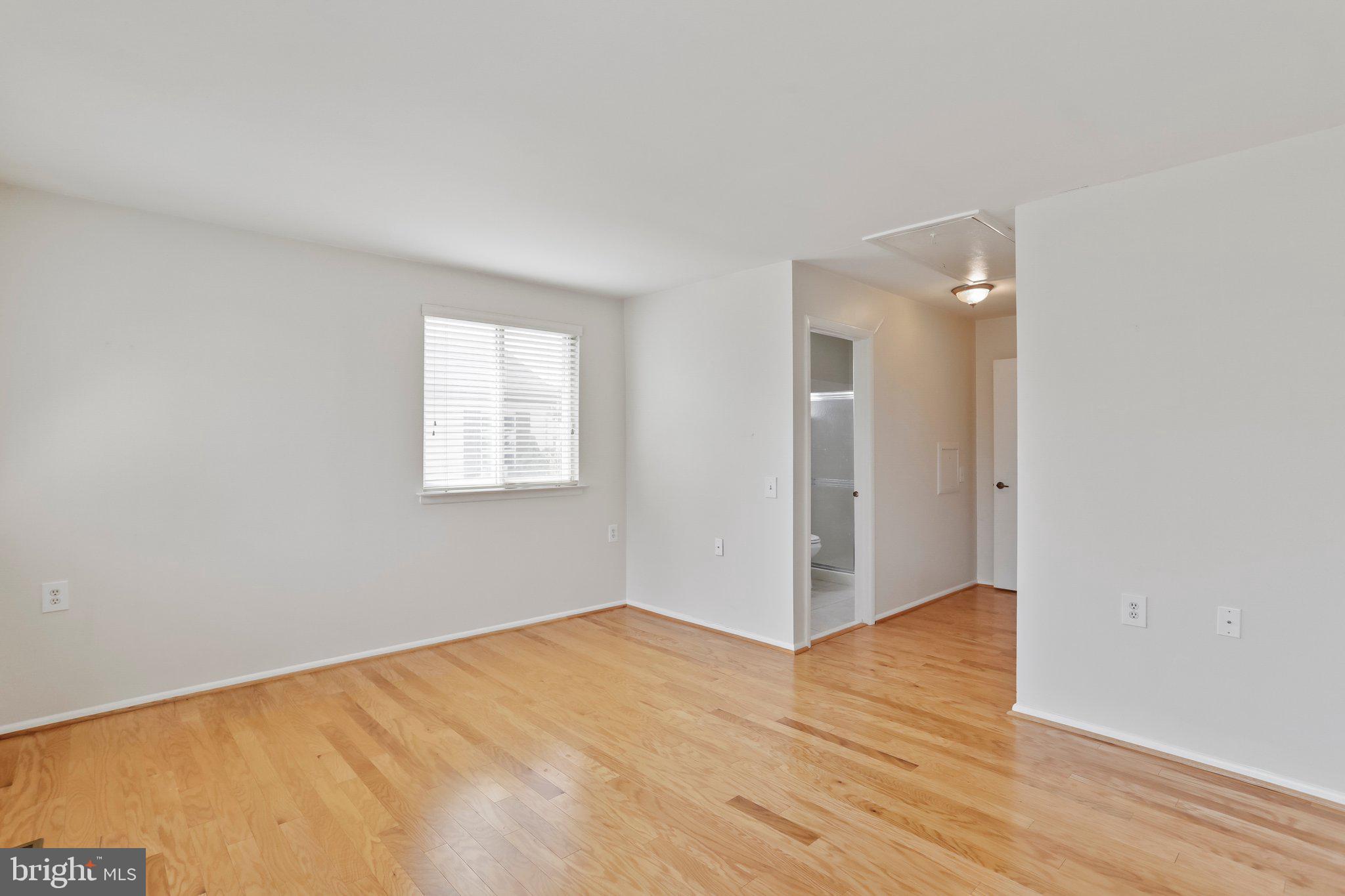 CRESTWOOD VILLAGE - Residential