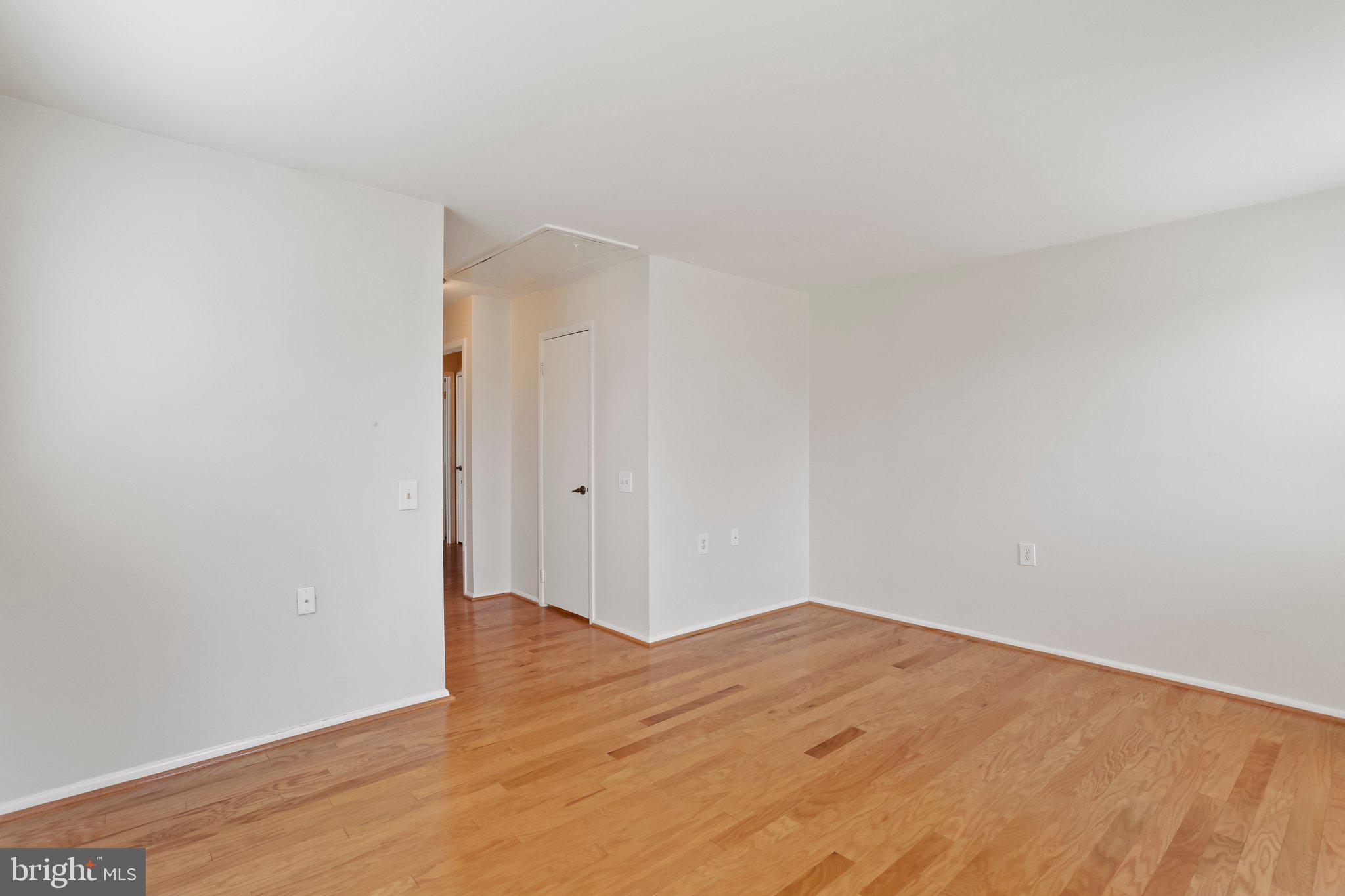 CRESTWOOD VILLAGE - Residential