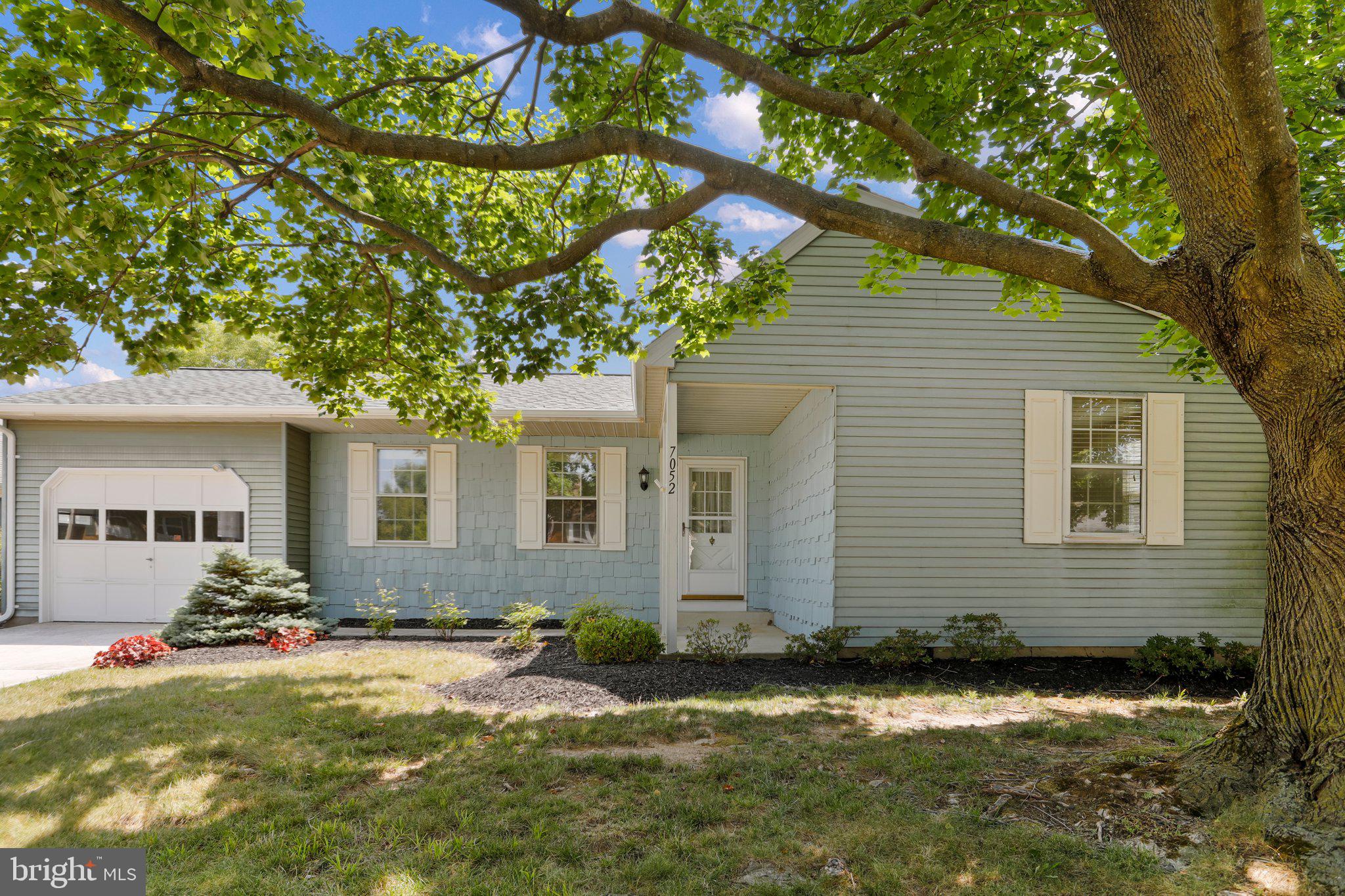 CRESTWOOD VILLAGE - Residential