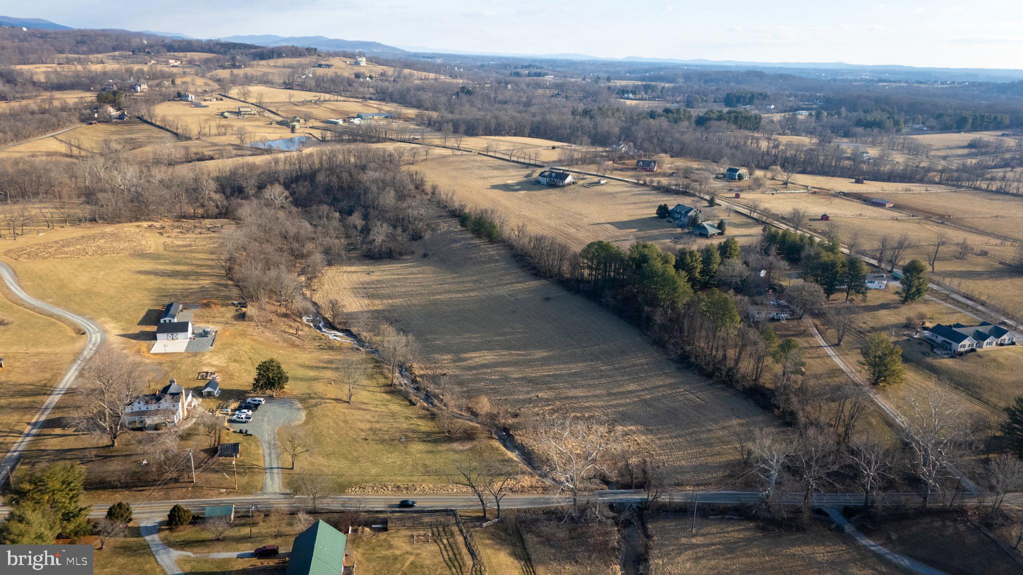 0 SNICKERVILLE TUNRPIKE