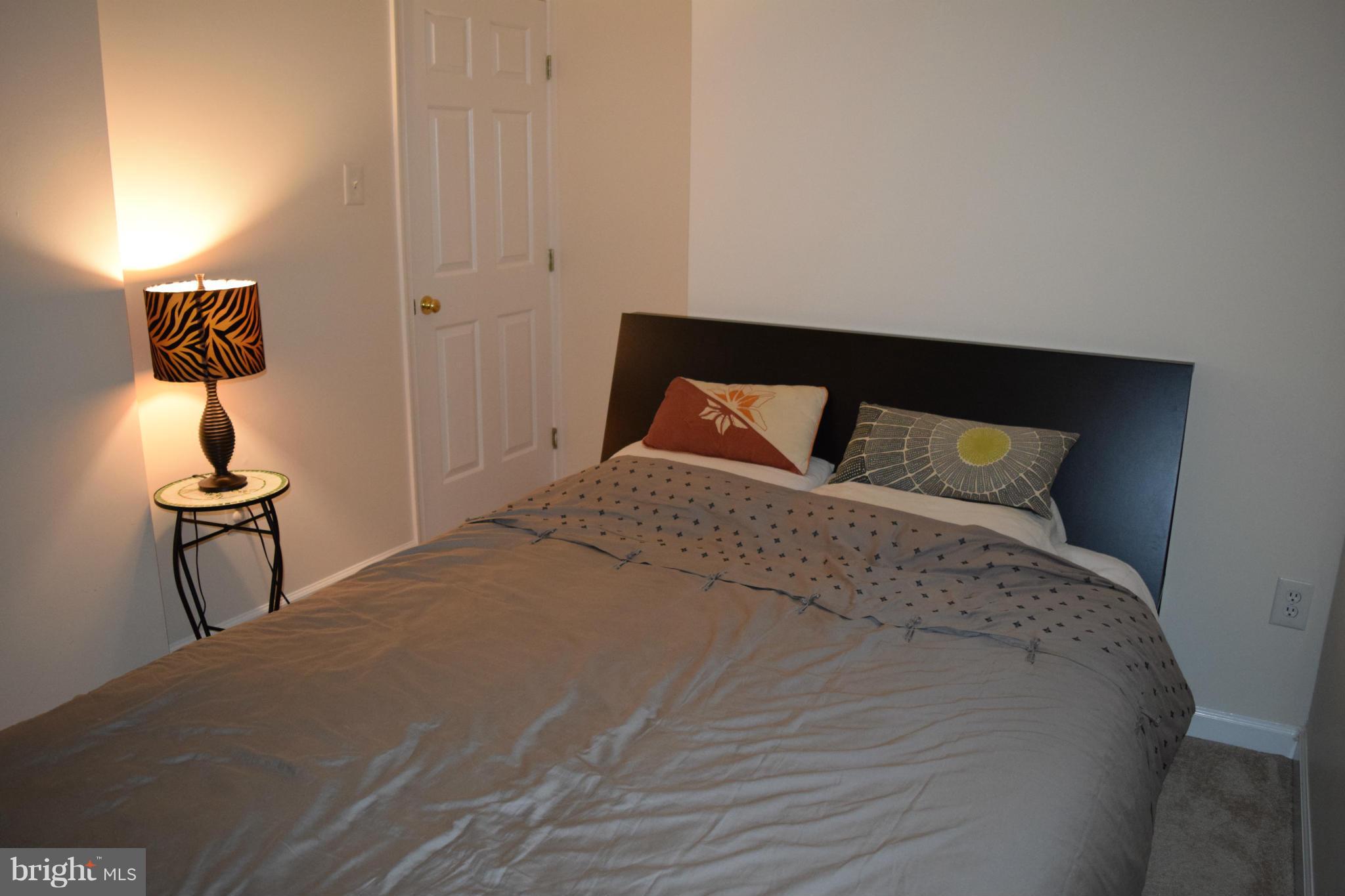 SHADY OAKS - Residential