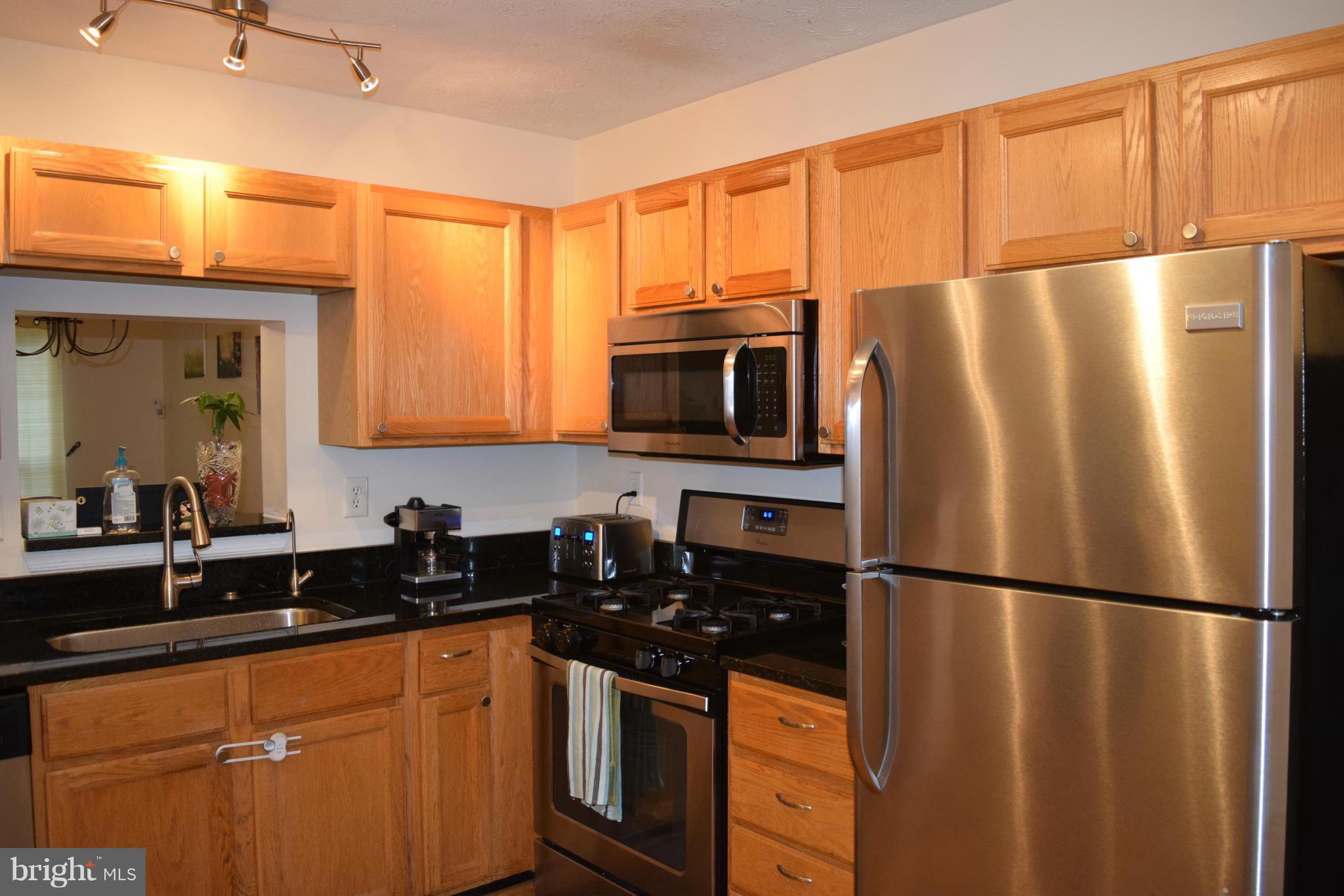 SHADY OAKS - Residential