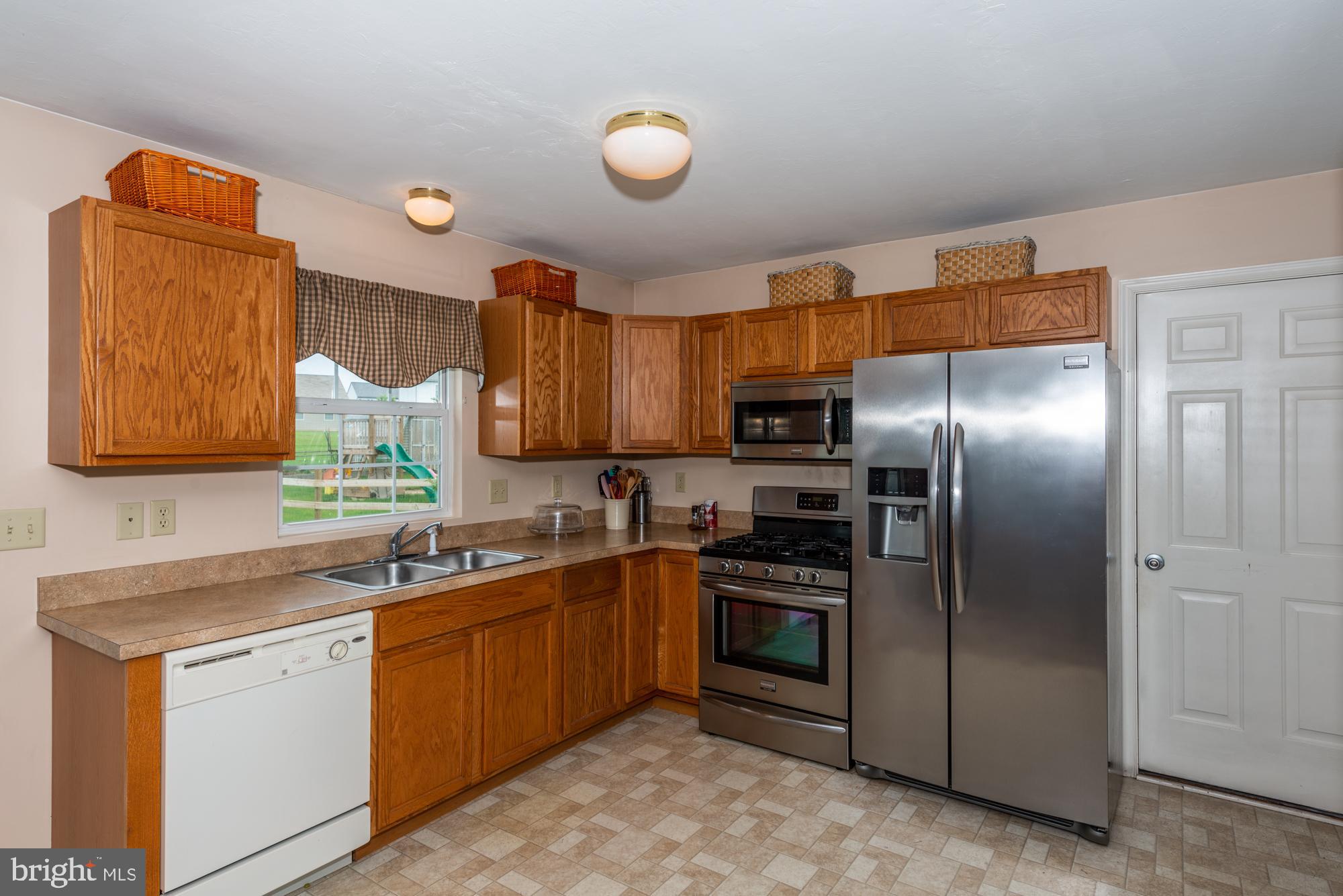 ASHLEY FARMS - Residential