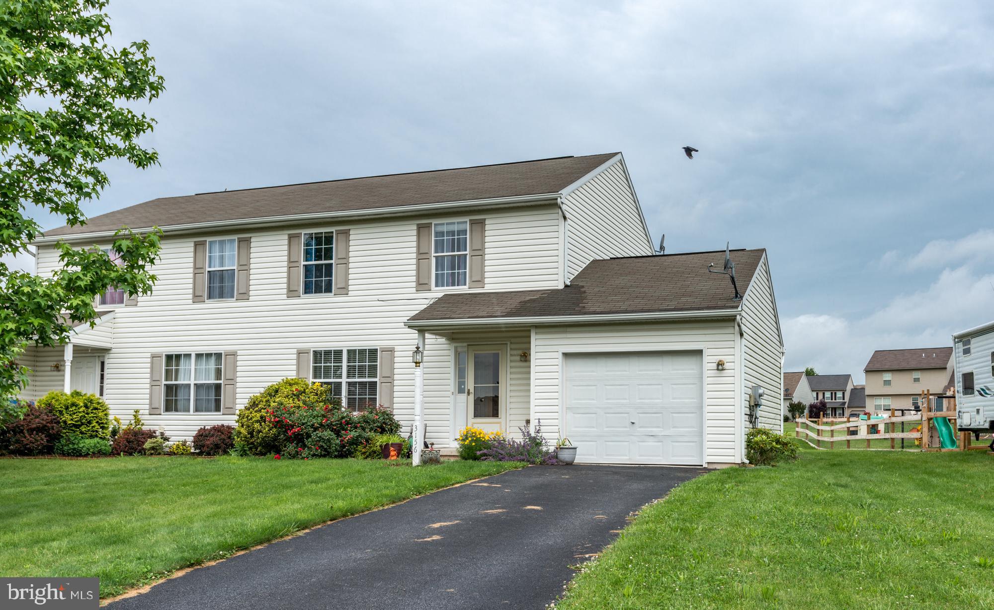 ASHLEY FARMS - Residential