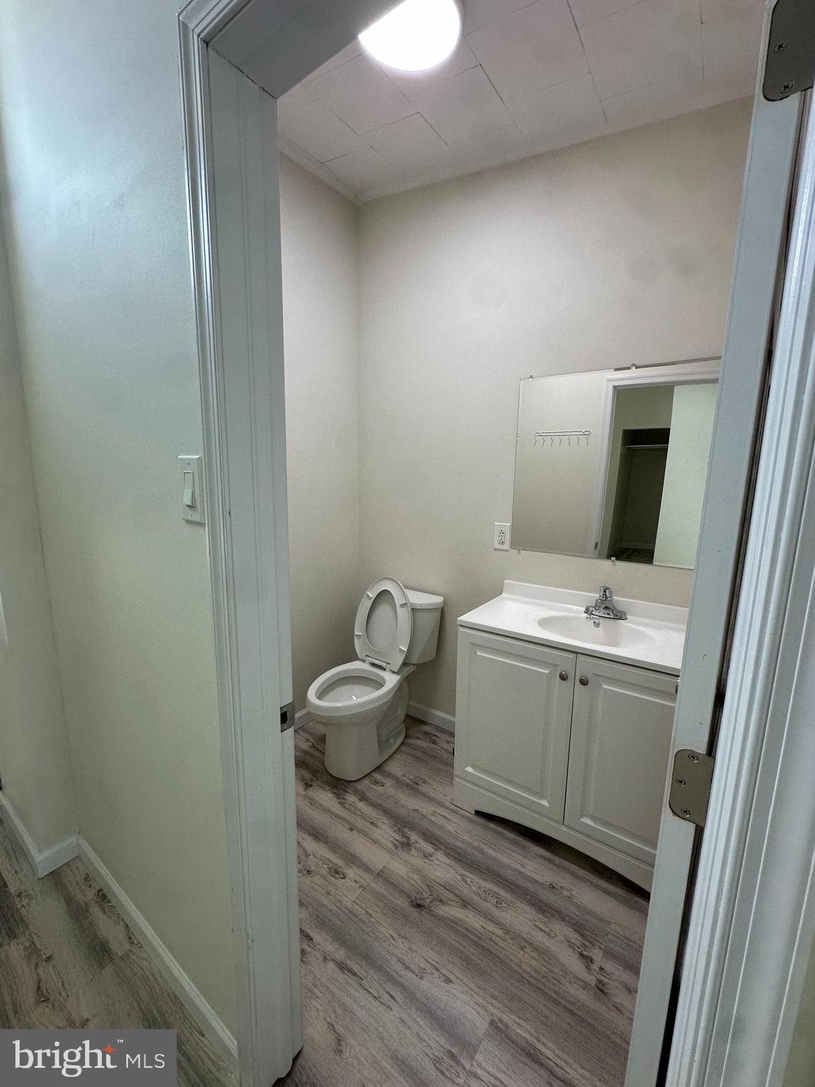 PHILADELPHIA (NORTHEAST) - Residential Lease