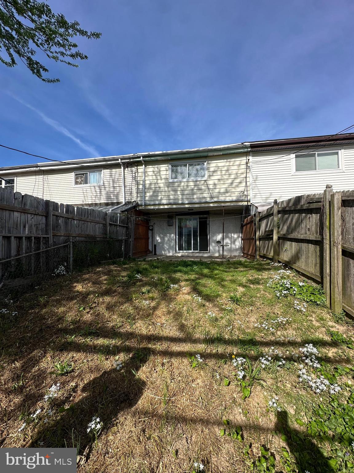 PHILADELPHIA (NORTHEAST) - Residential Lease