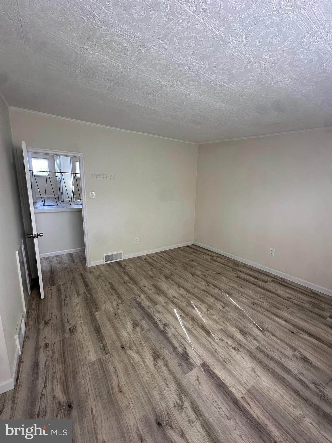 PHILADELPHIA (NORTHEAST) - Residential Lease