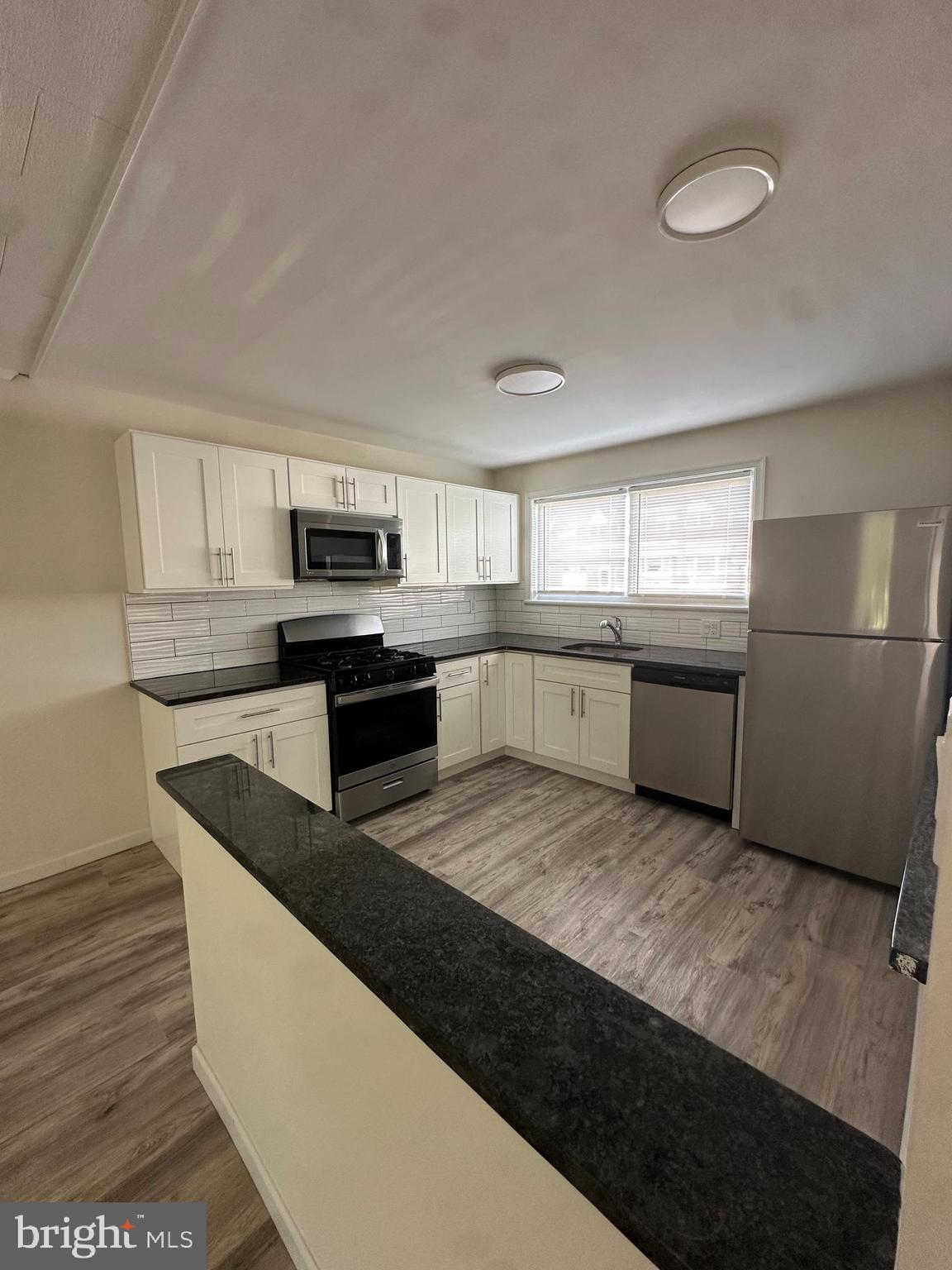 PHILADELPHIA (NORTHEAST) - Residential Lease