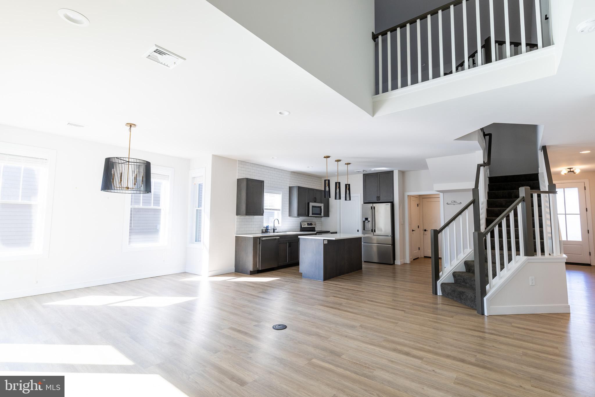 THE GABLES AT ELM TREE - Residential