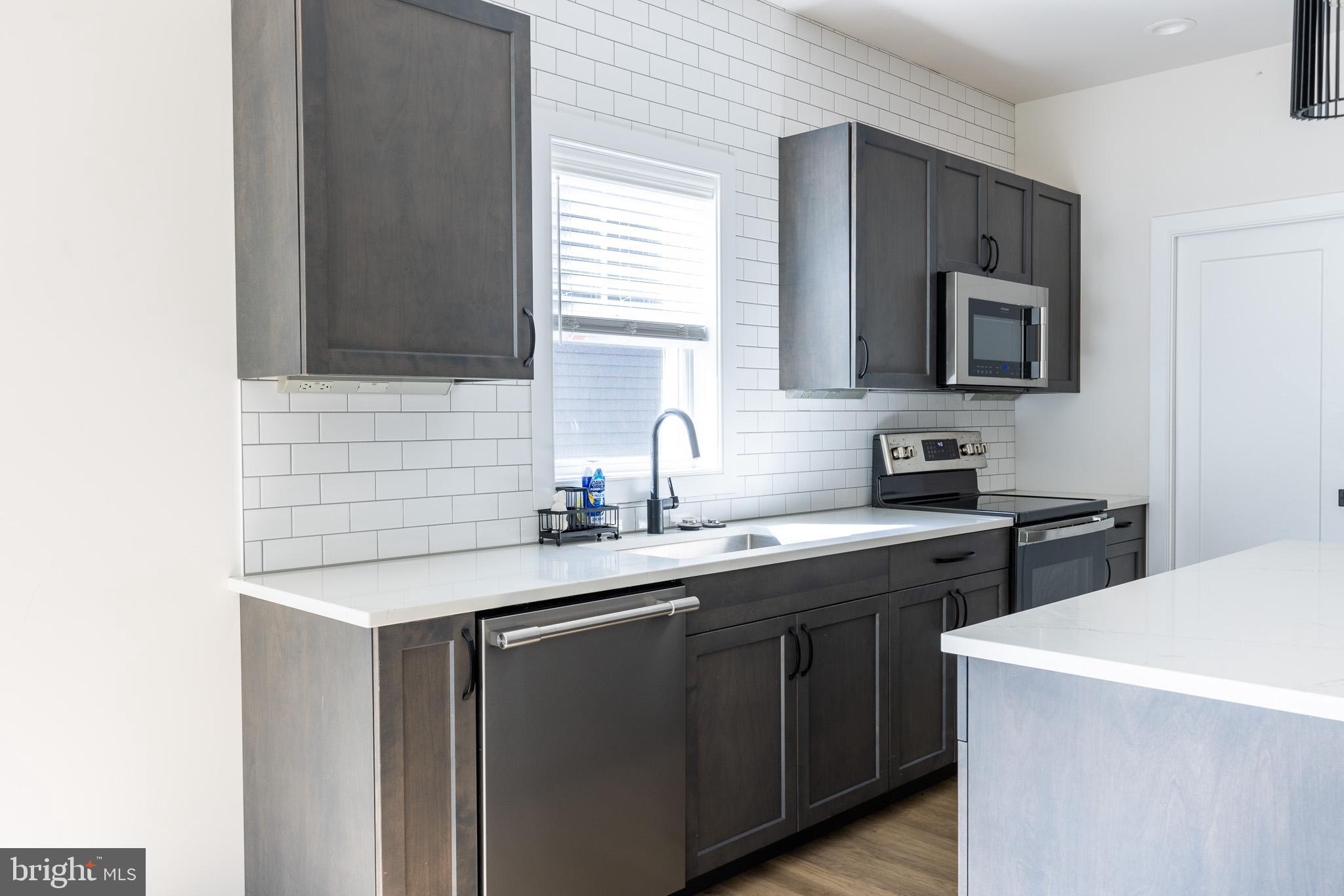 THE GABLES AT ELM TREE - Residential