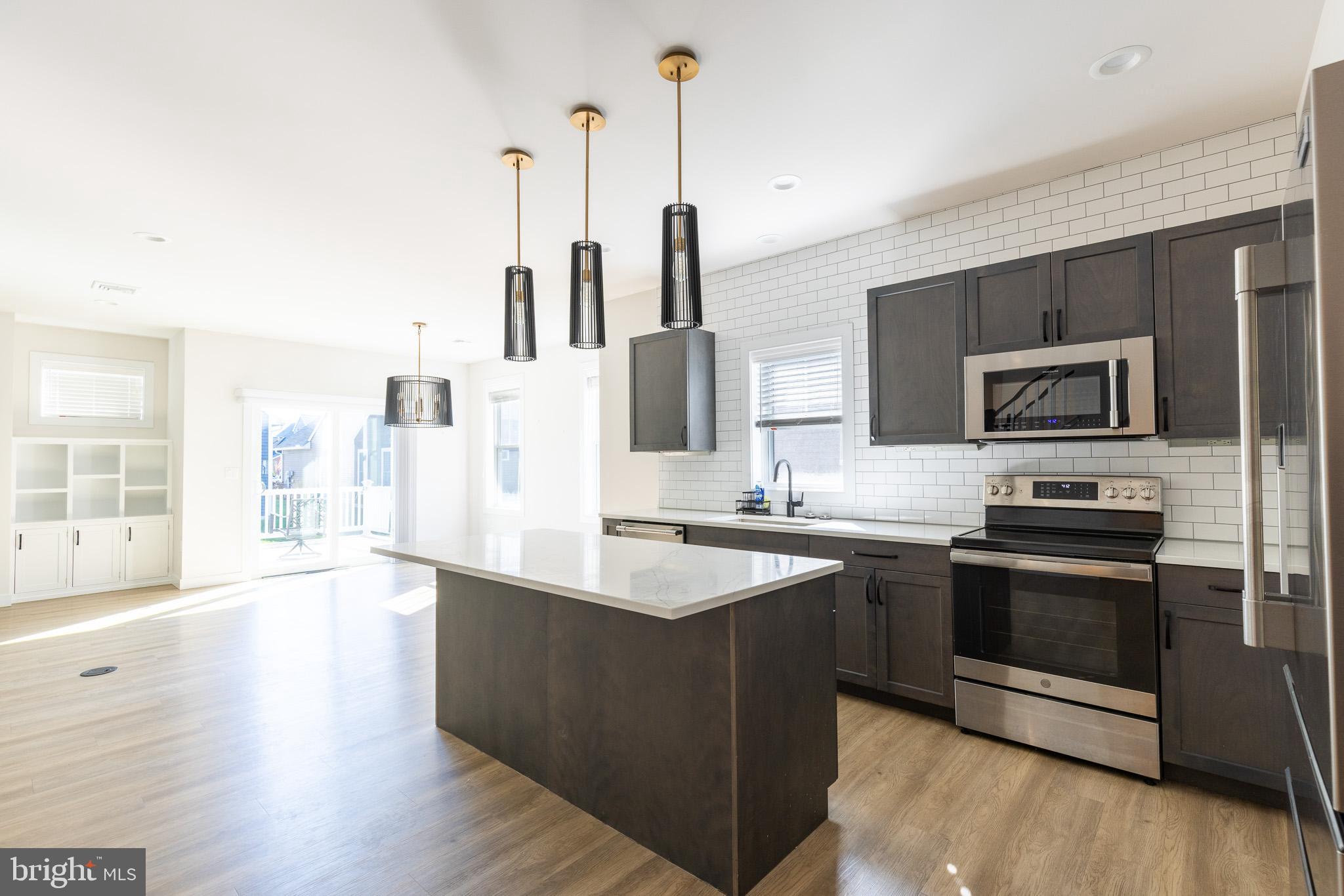 THE GABLES AT ELM TREE - Residential