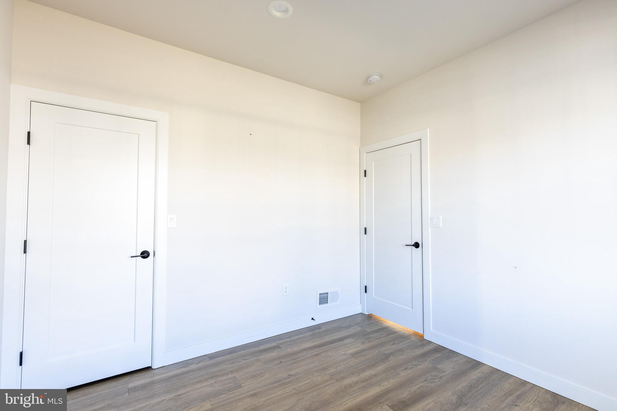 THE GABLES AT ELM TREE - Residential