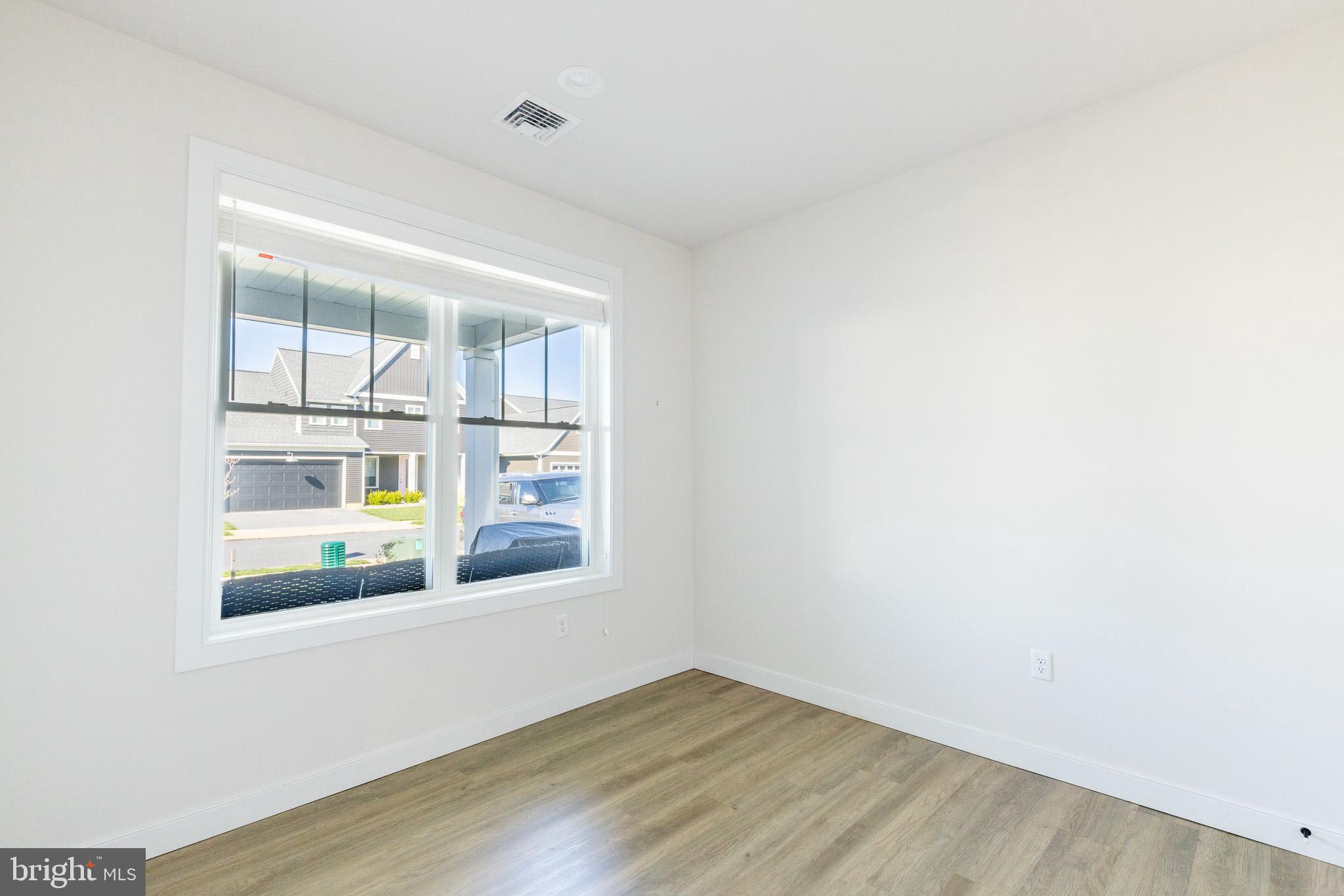 THE GABLES AT ELM TREE - Residential