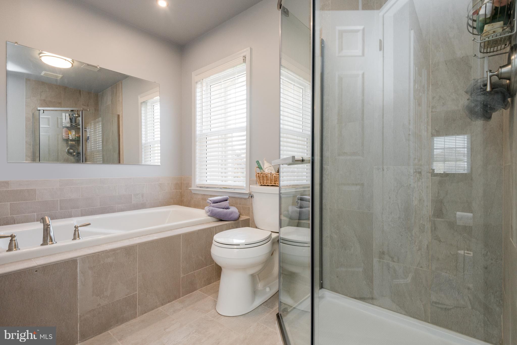 COURTS OF FOUR SEASONS - Residential