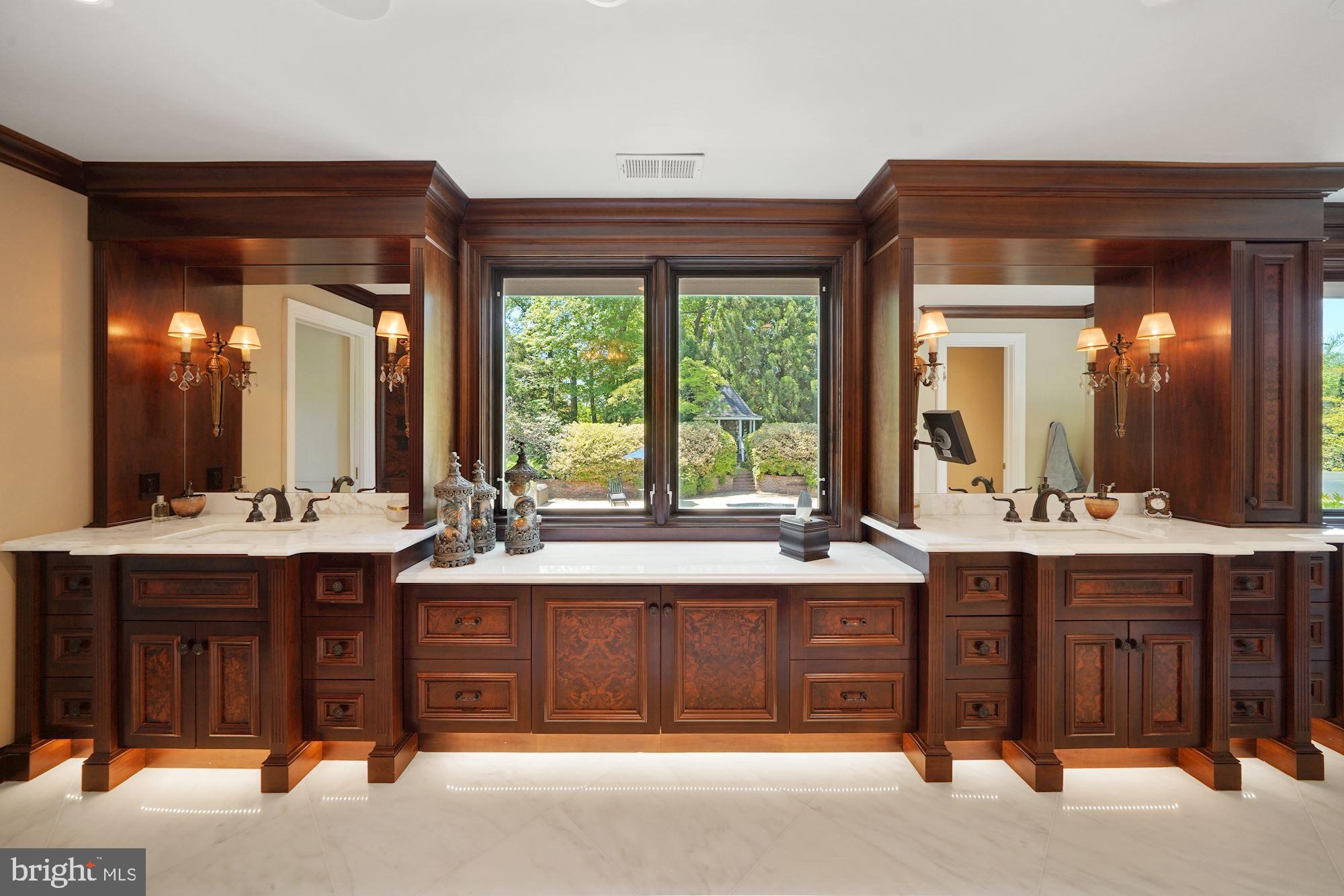 OLD GEORGETOWN ESTATES - Residential