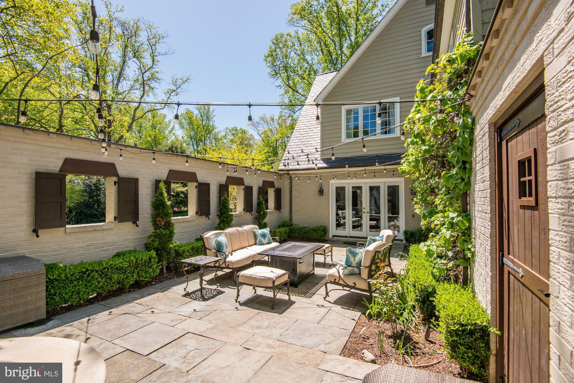 OLD GEORGETOWN ESTATES - Residential