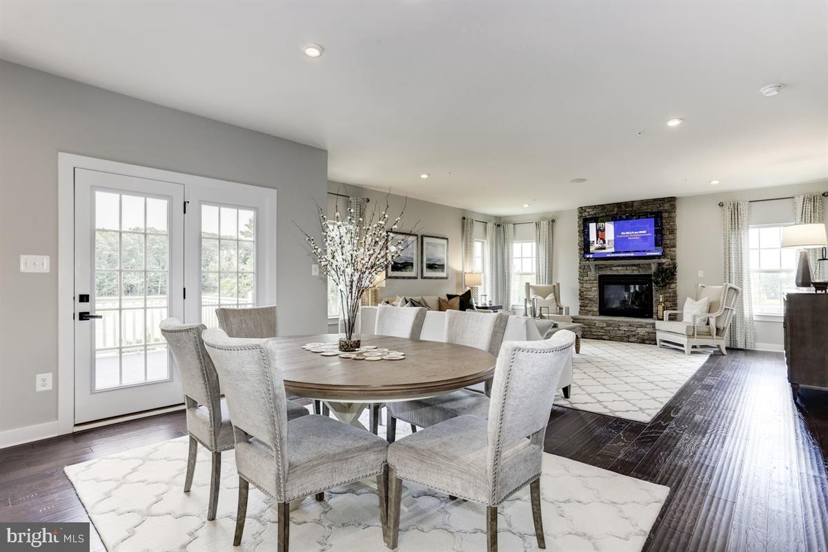 SPRING GROVE - Residential