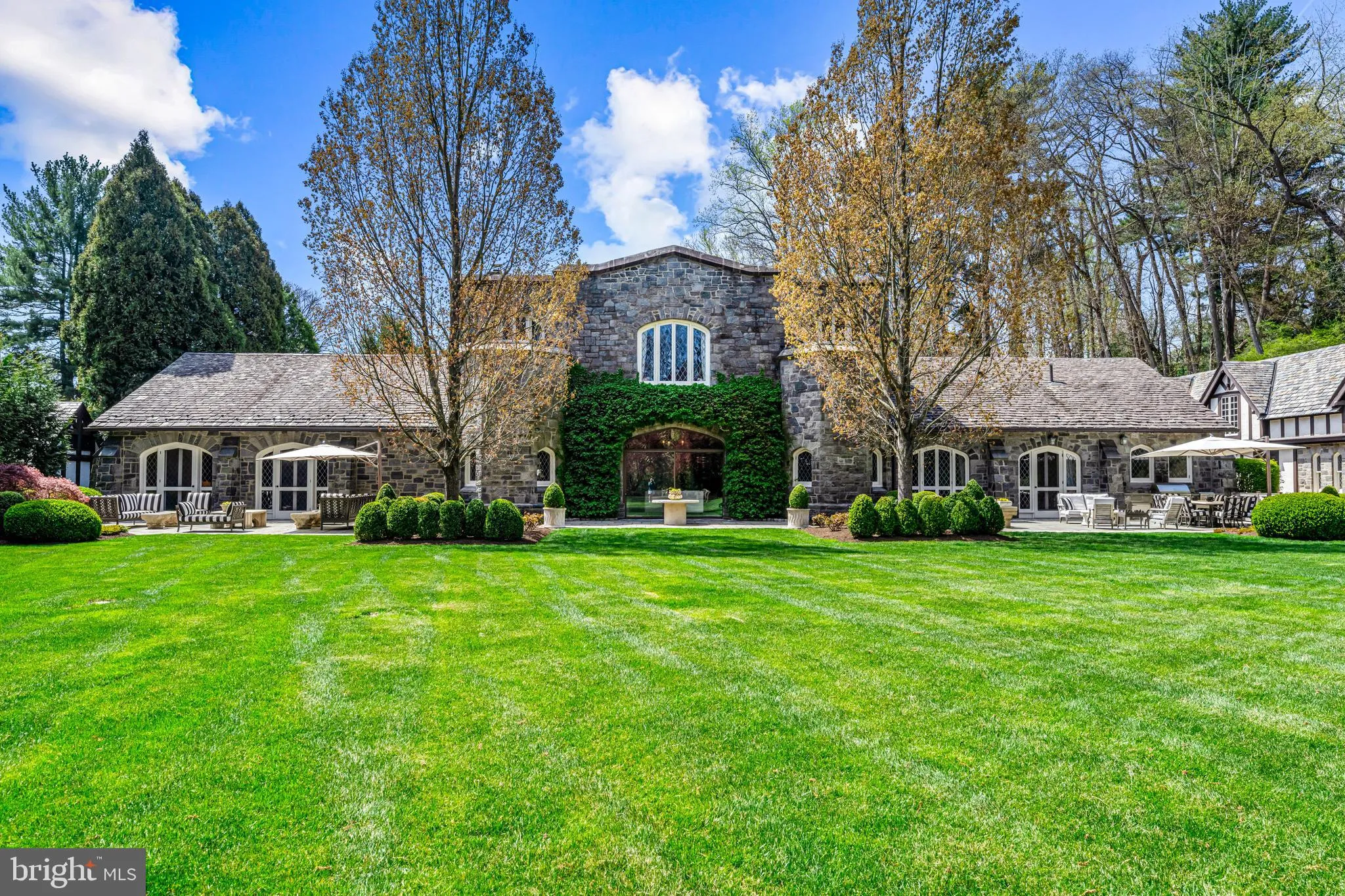 Gladwyne, Pennsylvania 19035, United States, 6 Bedrooms Bedrooms, ,8 BathroomsBathrooms,Residential,Active,204043