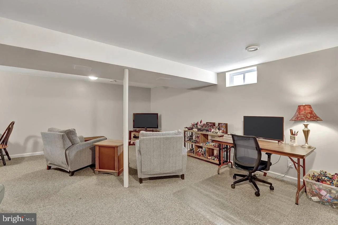 Burlington, New Jersey 08016, United States, 3 Bedrooms Bedrooms, ,4 BathroomsBathrooms,Residential,Pending,104981